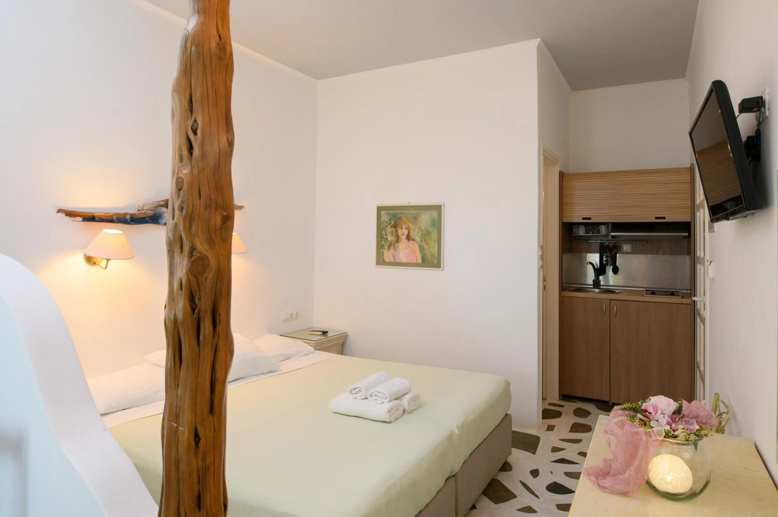 Bed in Lakki Village