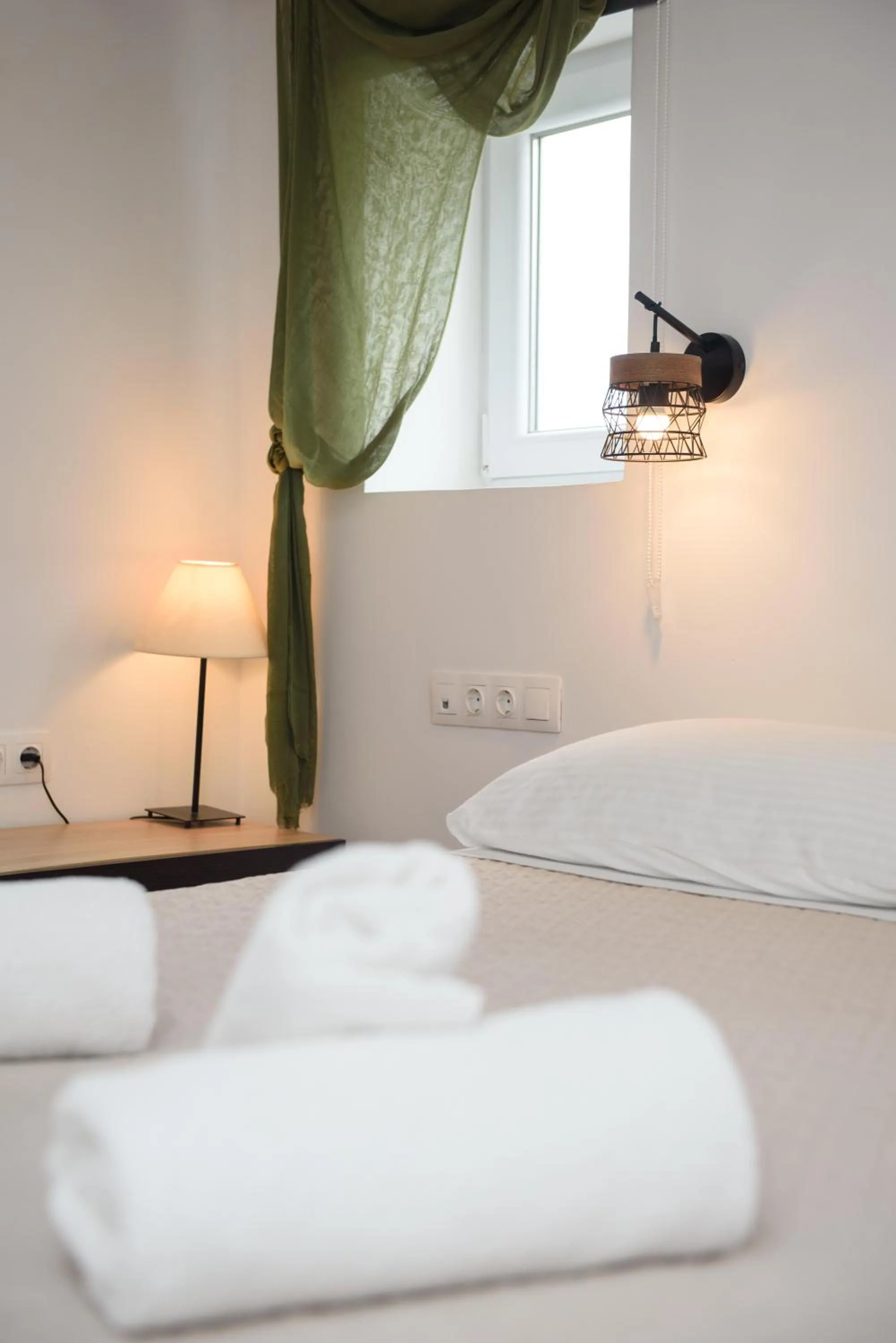 Bed in Lakki Village