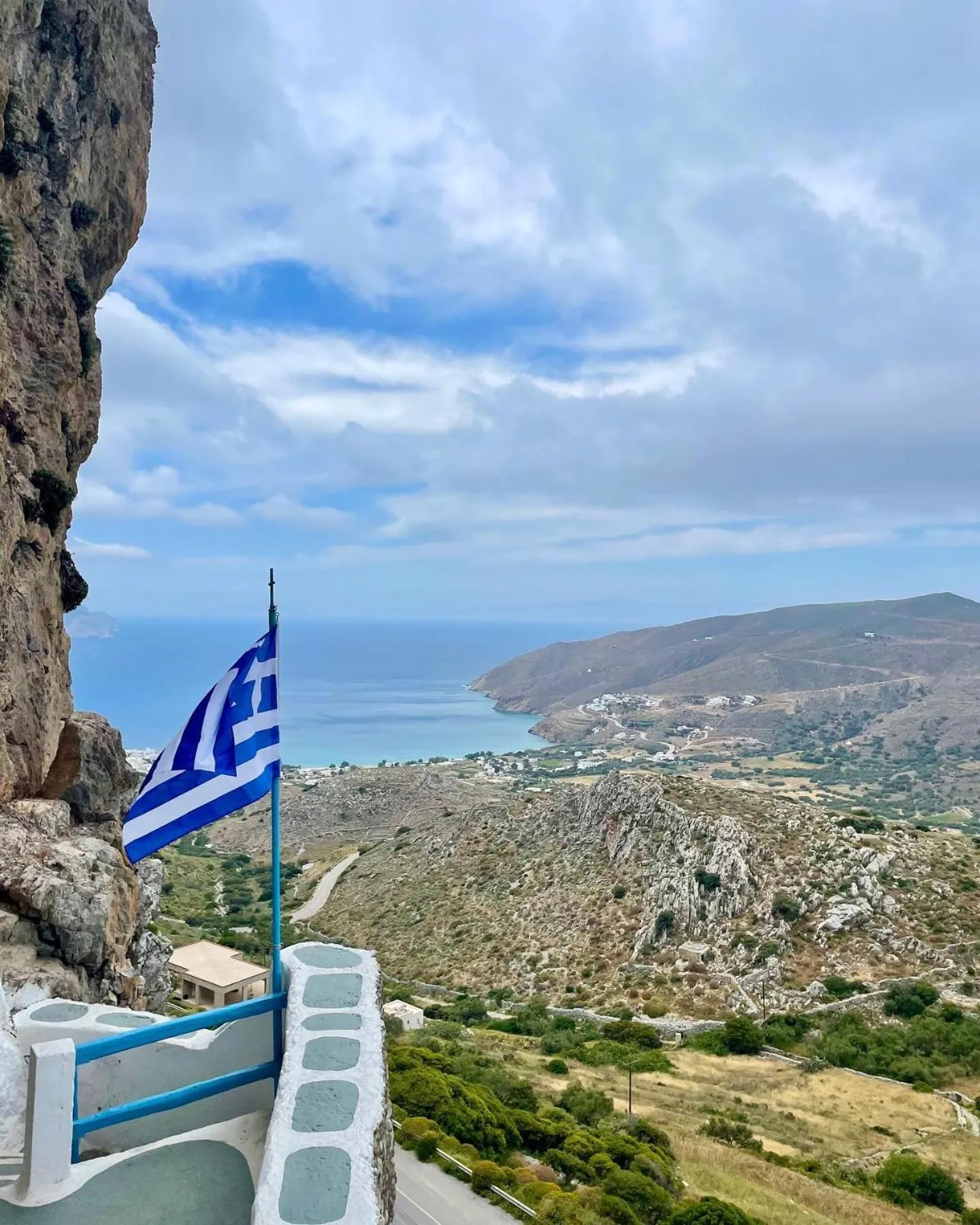 Hiking in Lakki Village