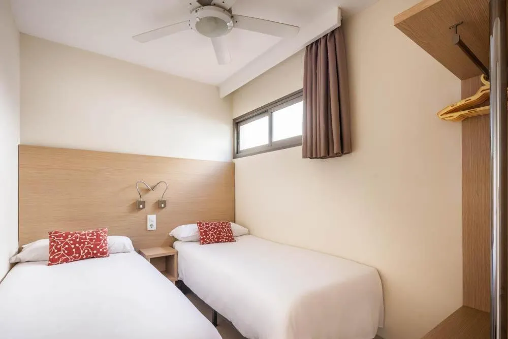 Photo of the whole room, Bed in Servatur Eden & Buganvillas