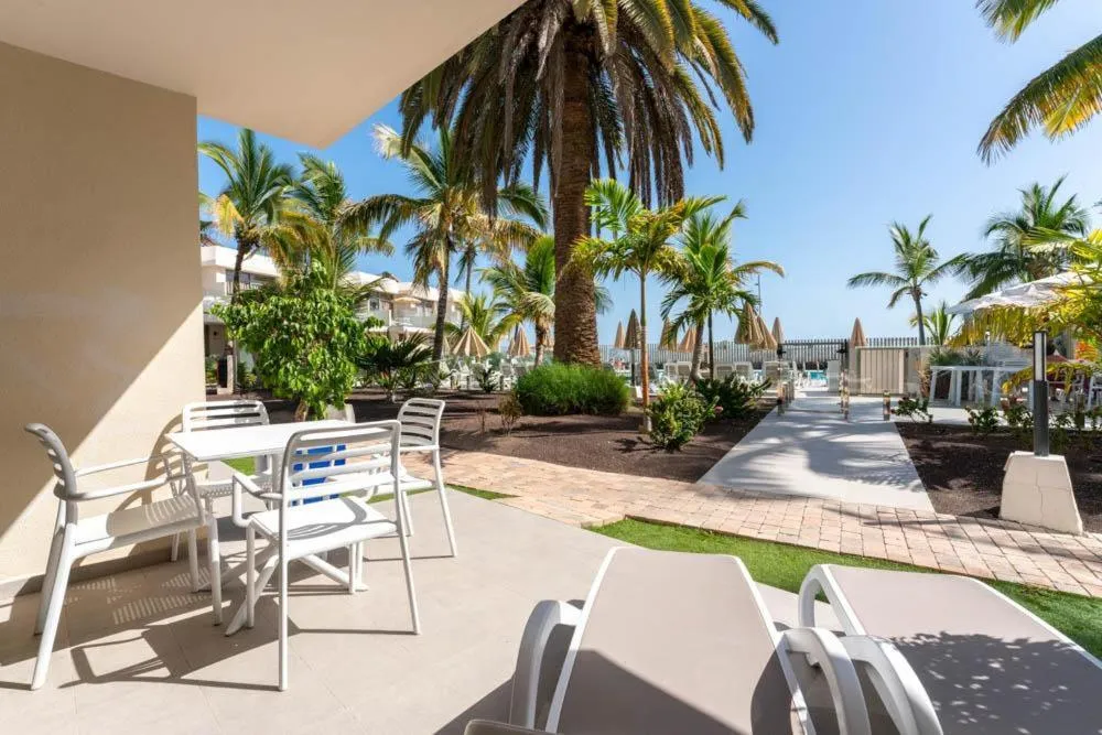 Photo of the whole room in Servatur Eden & Buganvillas