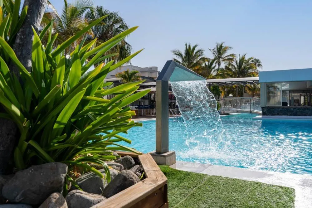 Swimming pool in Servatur Eden & Buganvillas