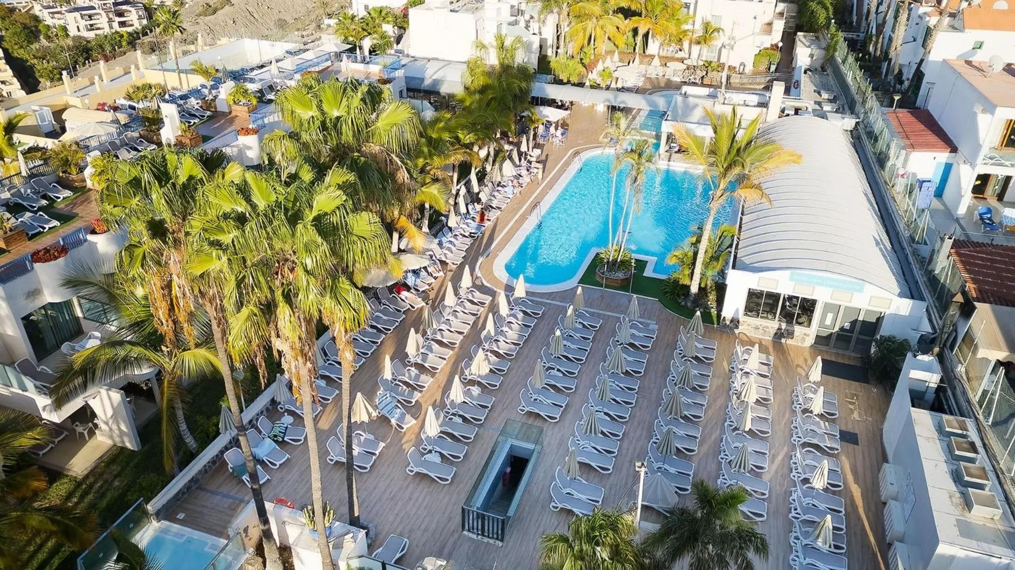 Swimming pool in Servatur Eden & Buganvillas