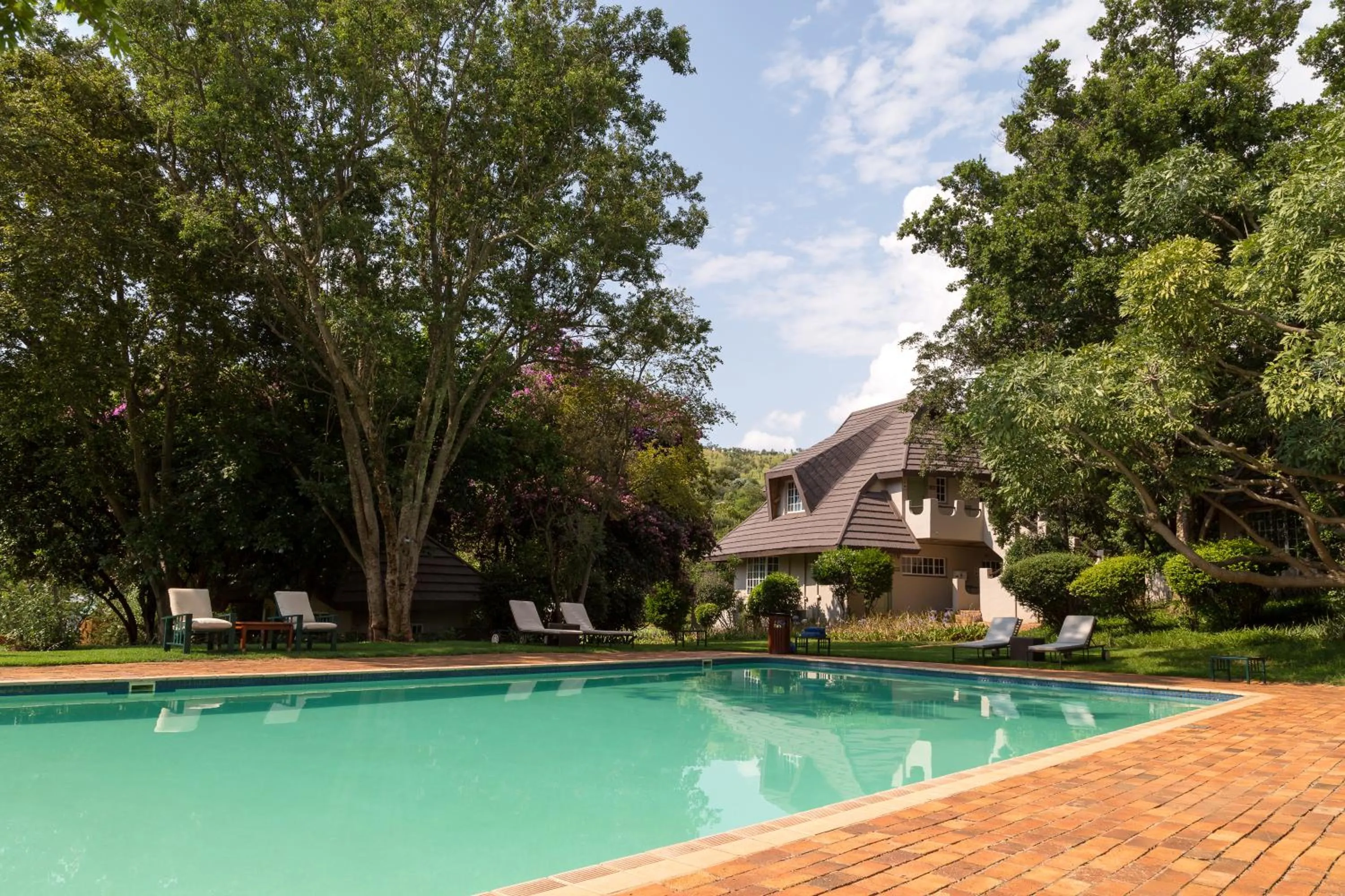 Swimming pool in Mount Grace Hotel & Spa