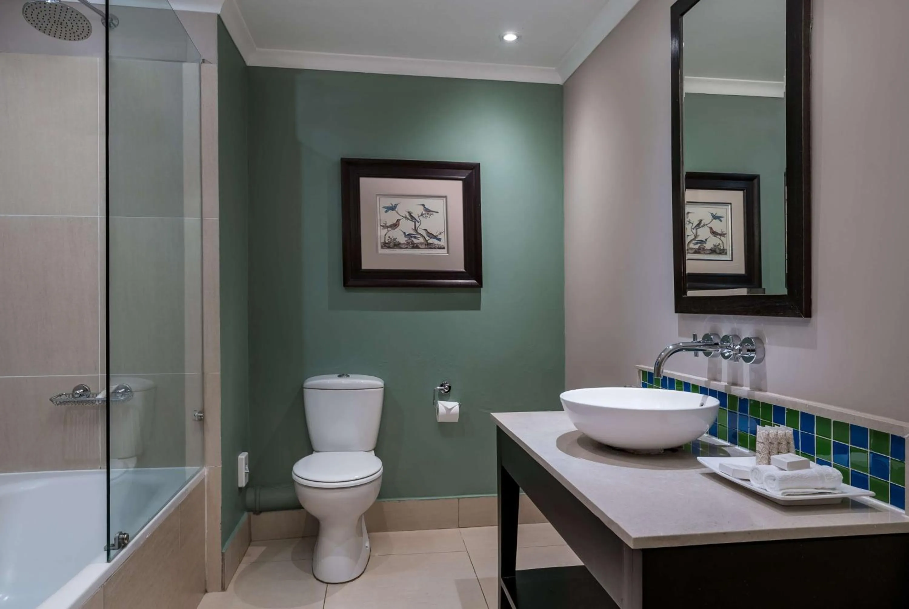 Bathroom in Mount Grace Hotel & Spa