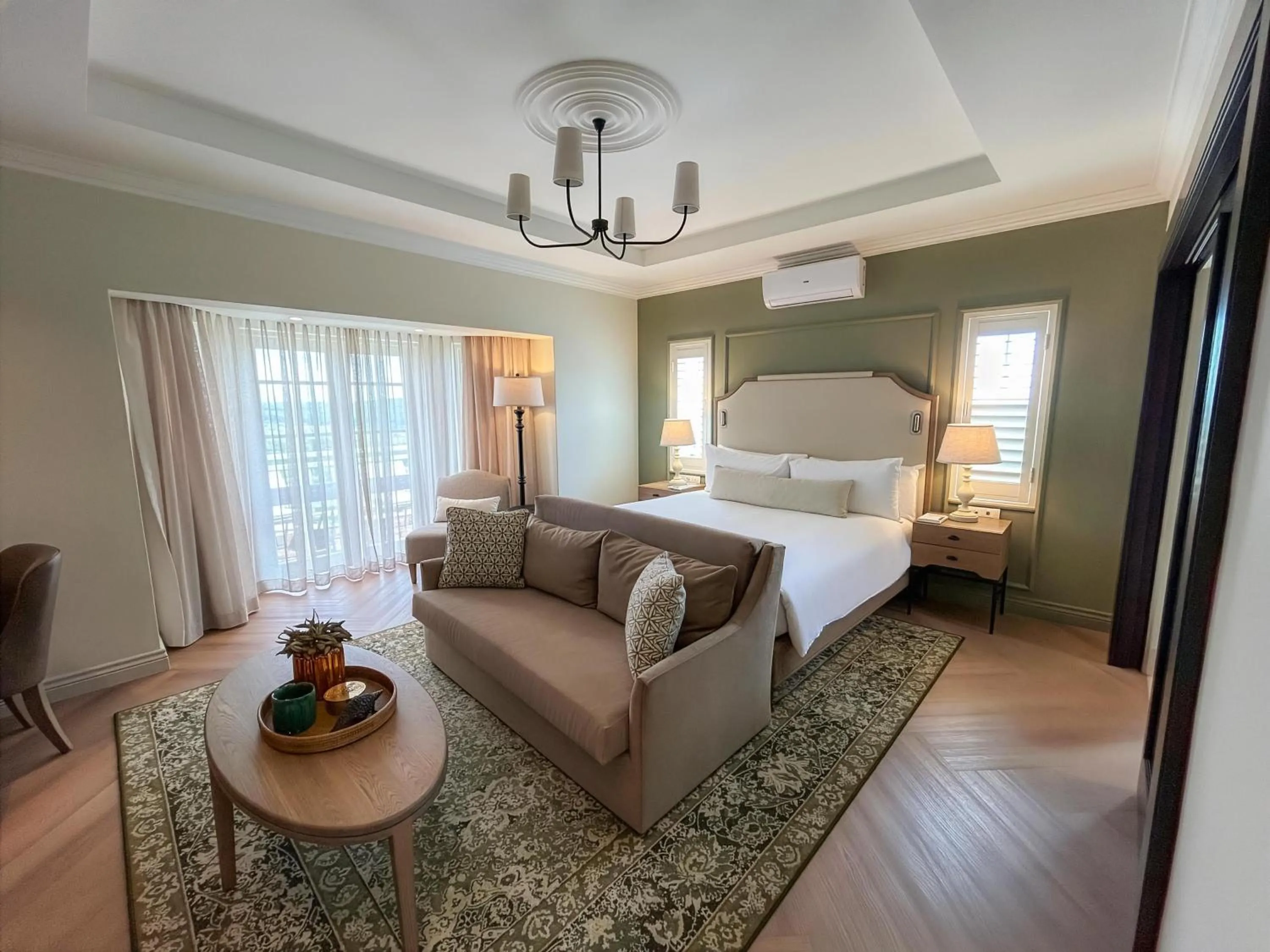 Bedroom, Bed in Mount Grace Hotel & Spa