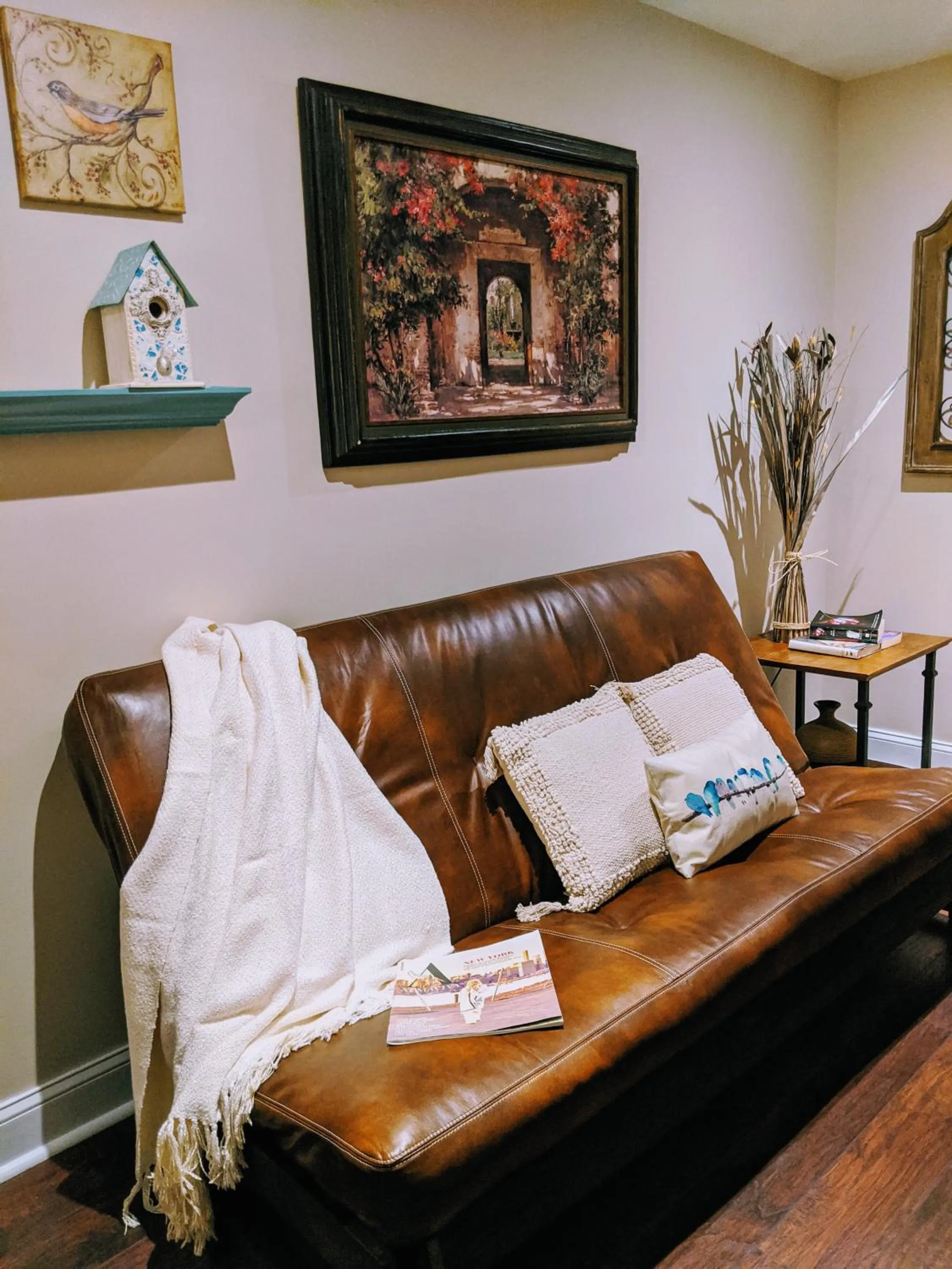 Seating area in Chelsea Pub and Inn