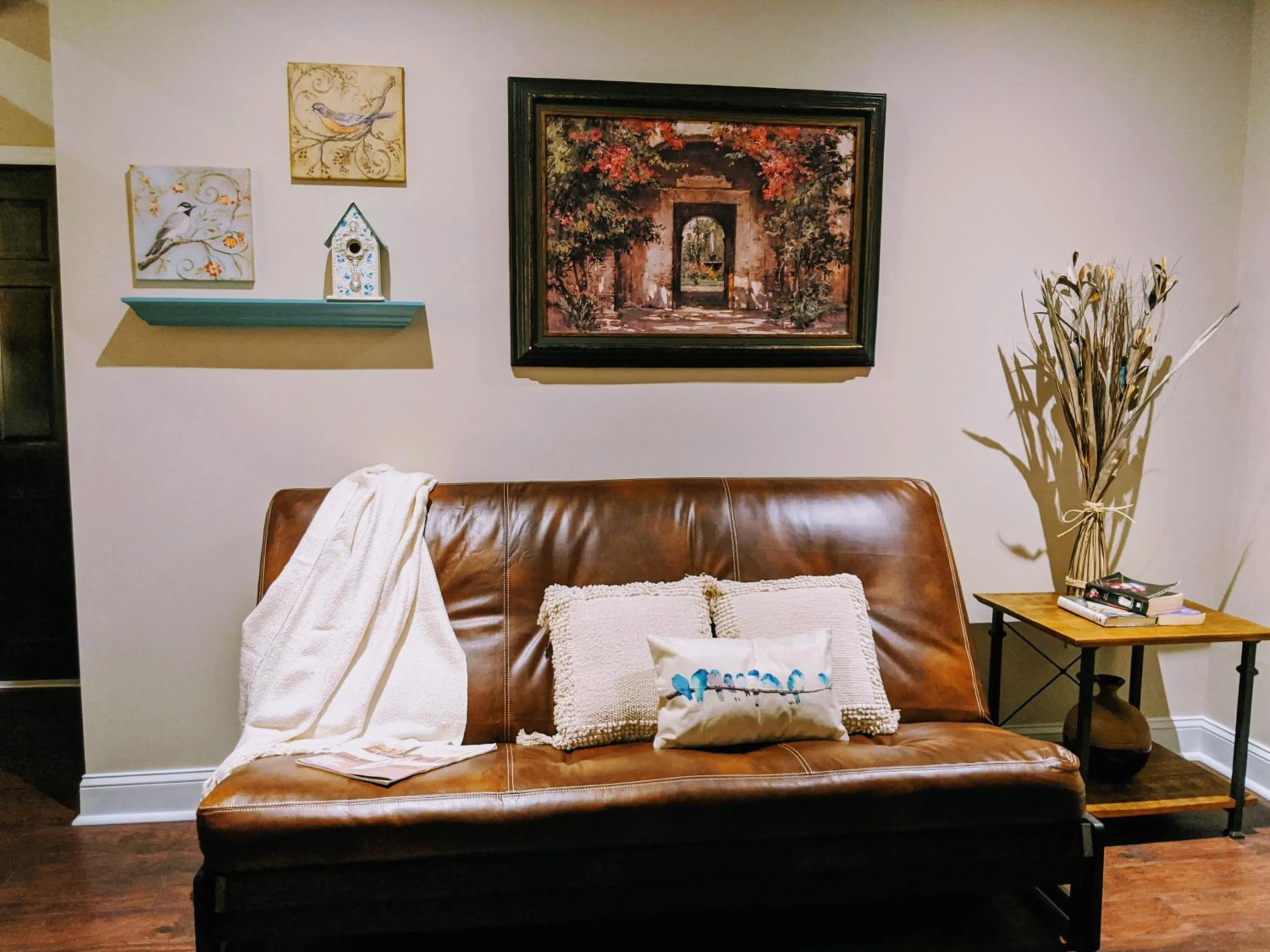 Seating area in Chelsea Pub and Inn