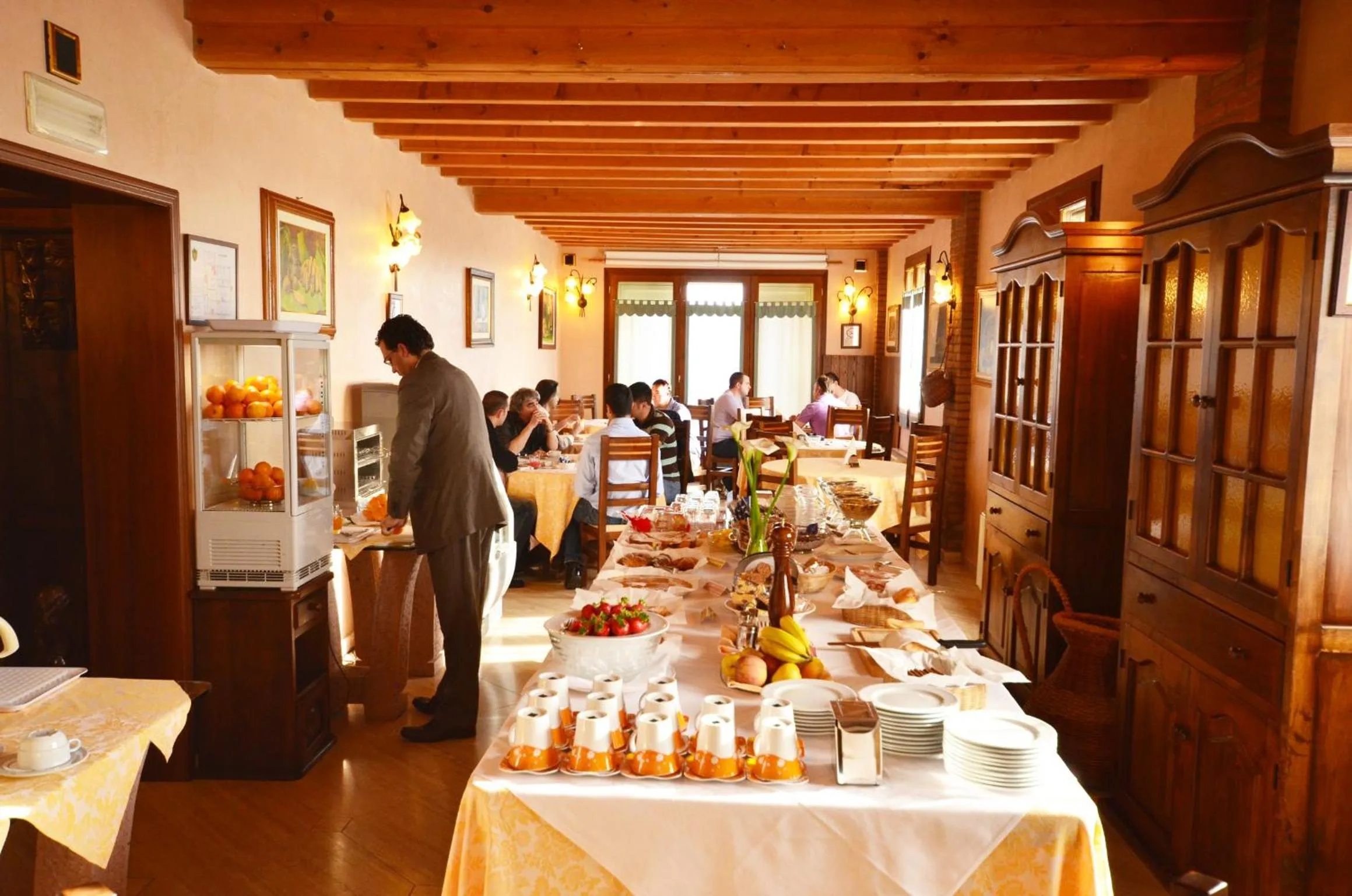 Breakfast in Hotel Corte Vecchia