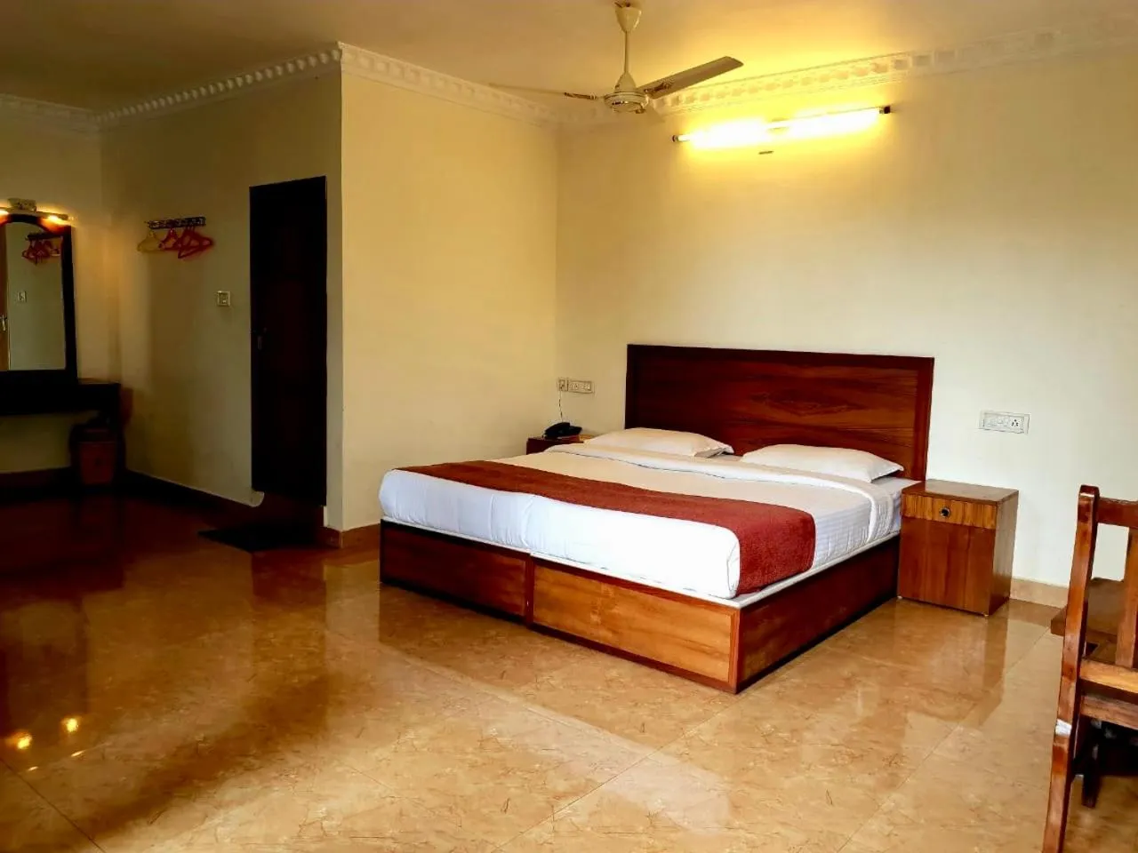 Bed in Bellavista Resort Munnar