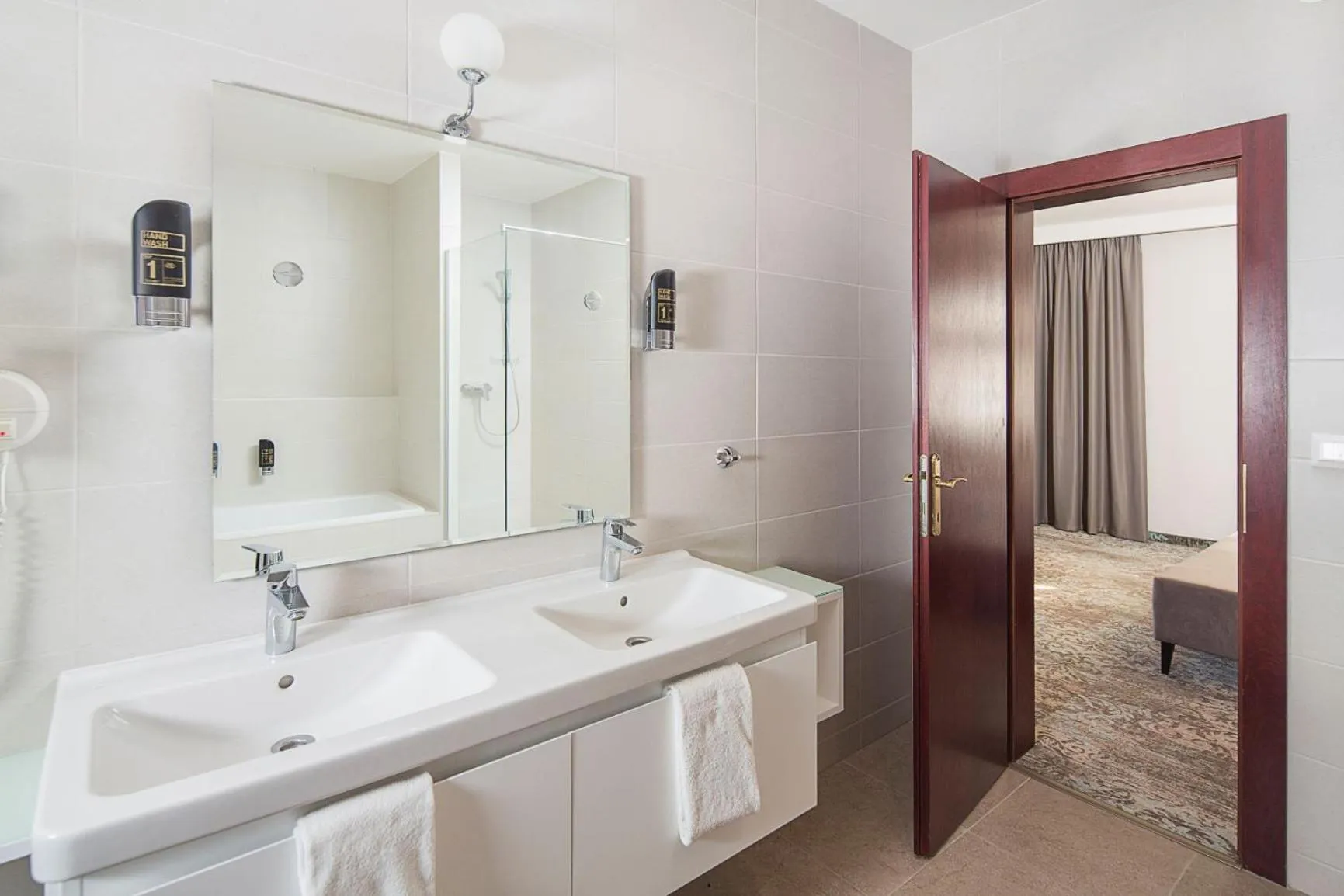 Bathroom in Hotel Kultúra