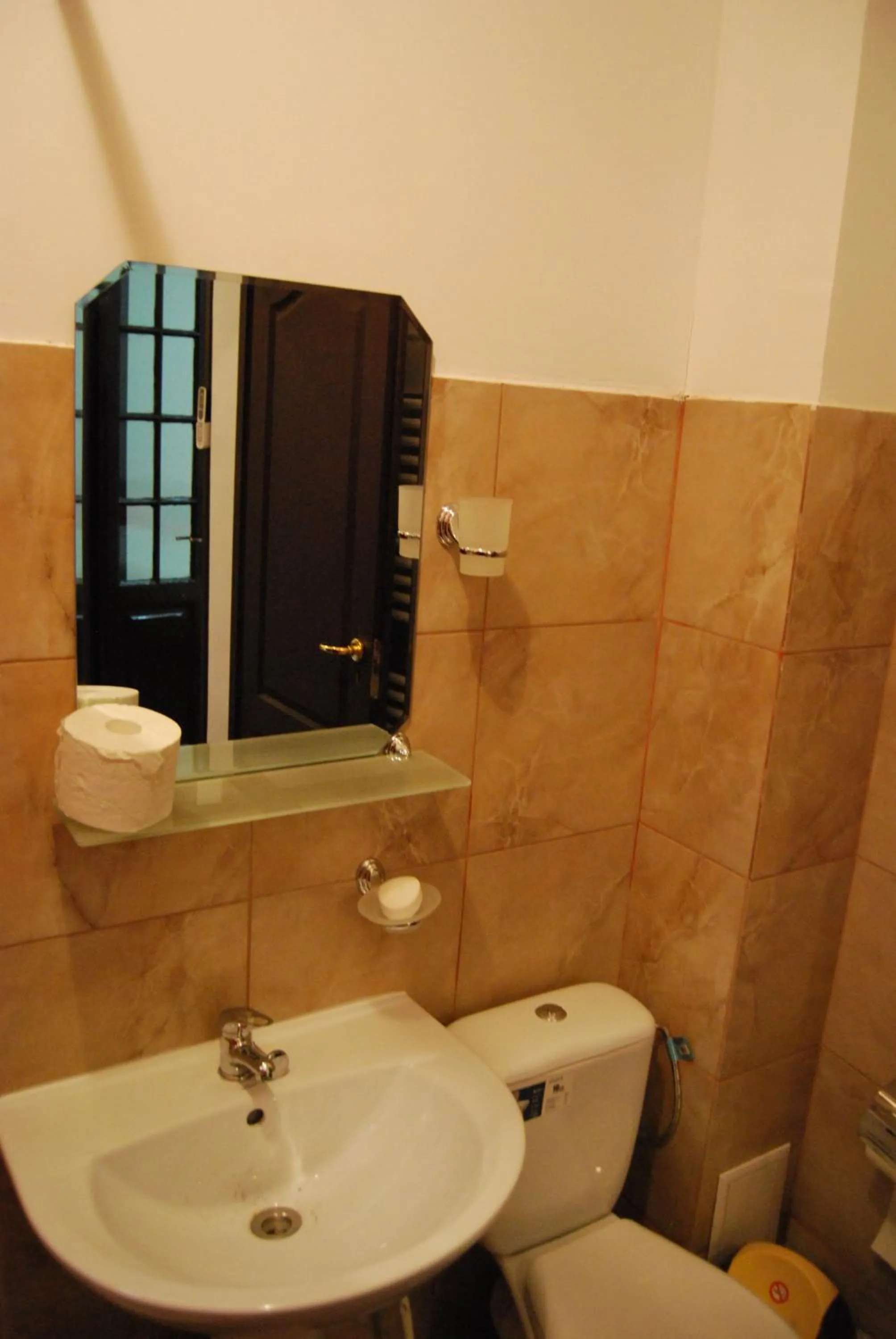 Toilet in Motor House Unirii