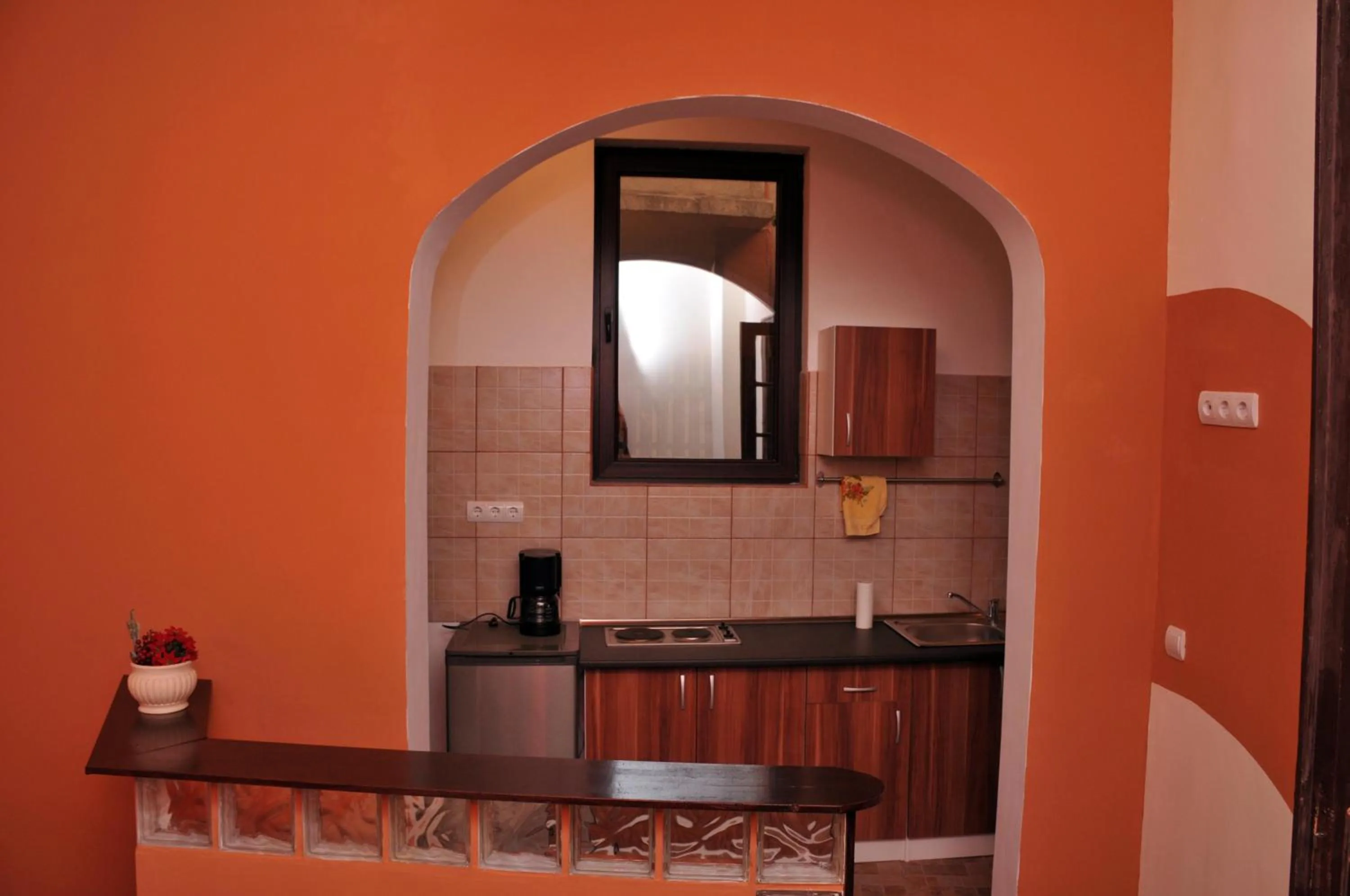 Kitchen or kitchenette in Motor House Unirii