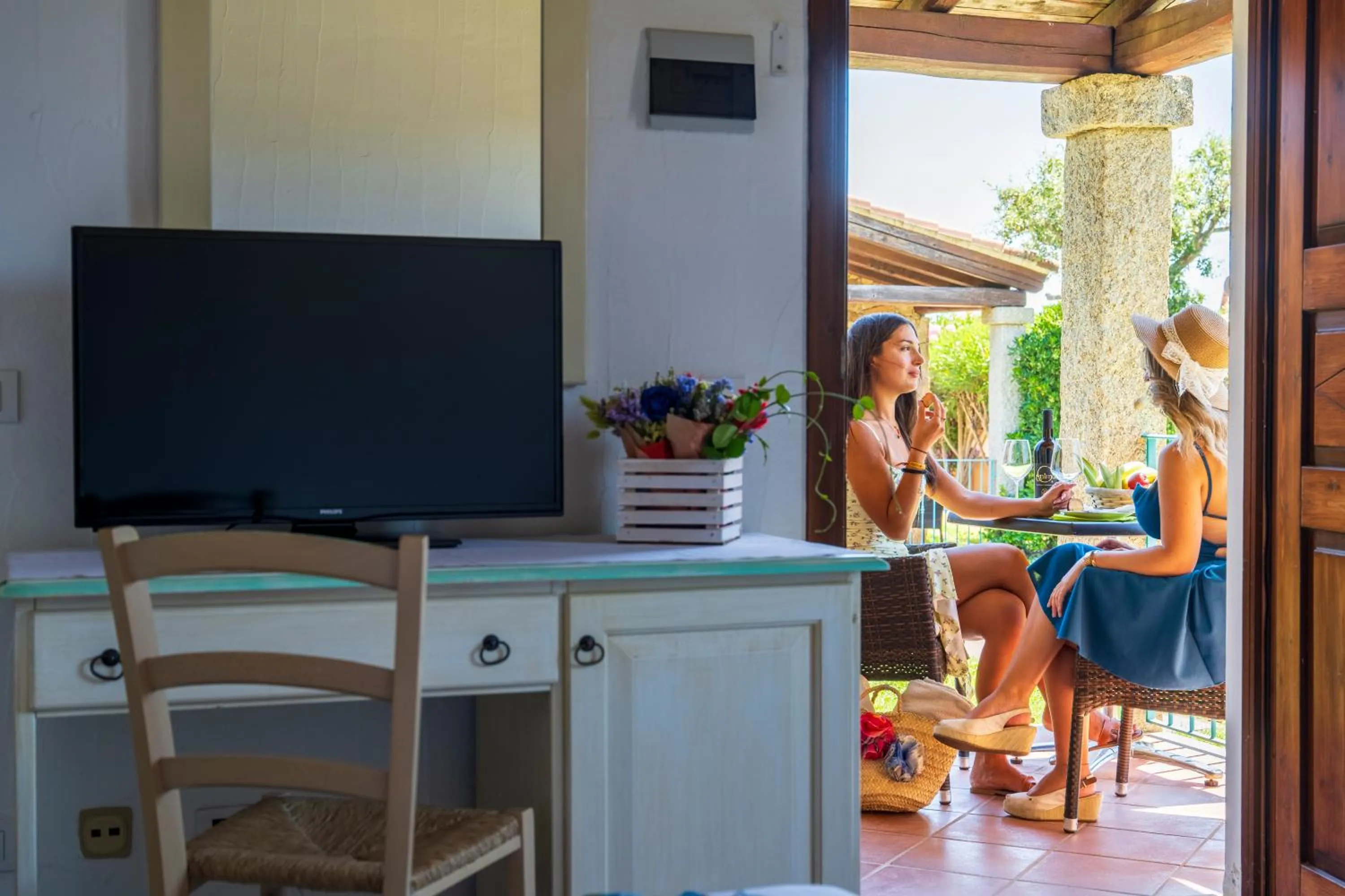 Property building in Li Suari Club Village