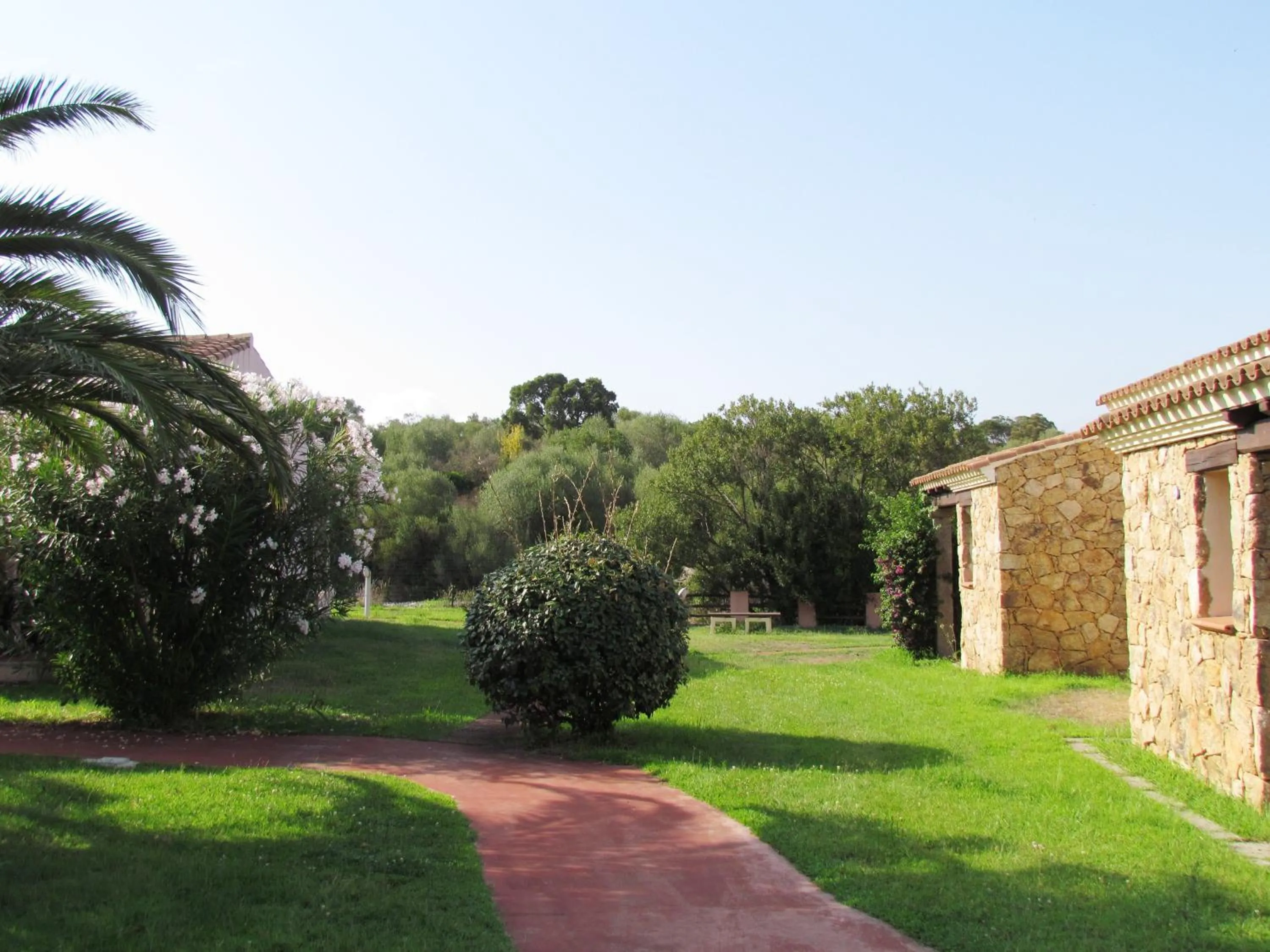 Property building in Li Suari Club Village