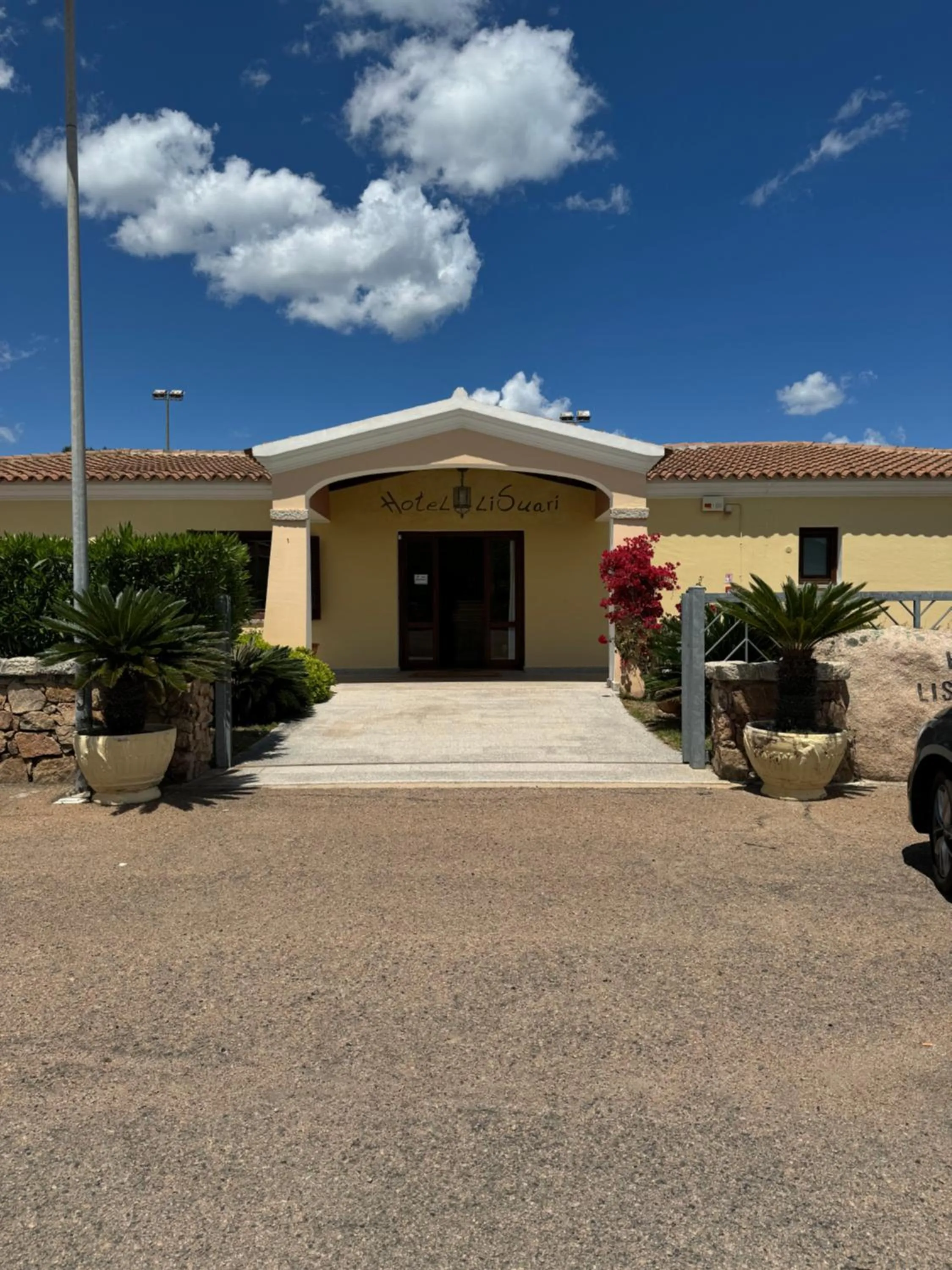 Lobby or reception in Li Suari Club Village