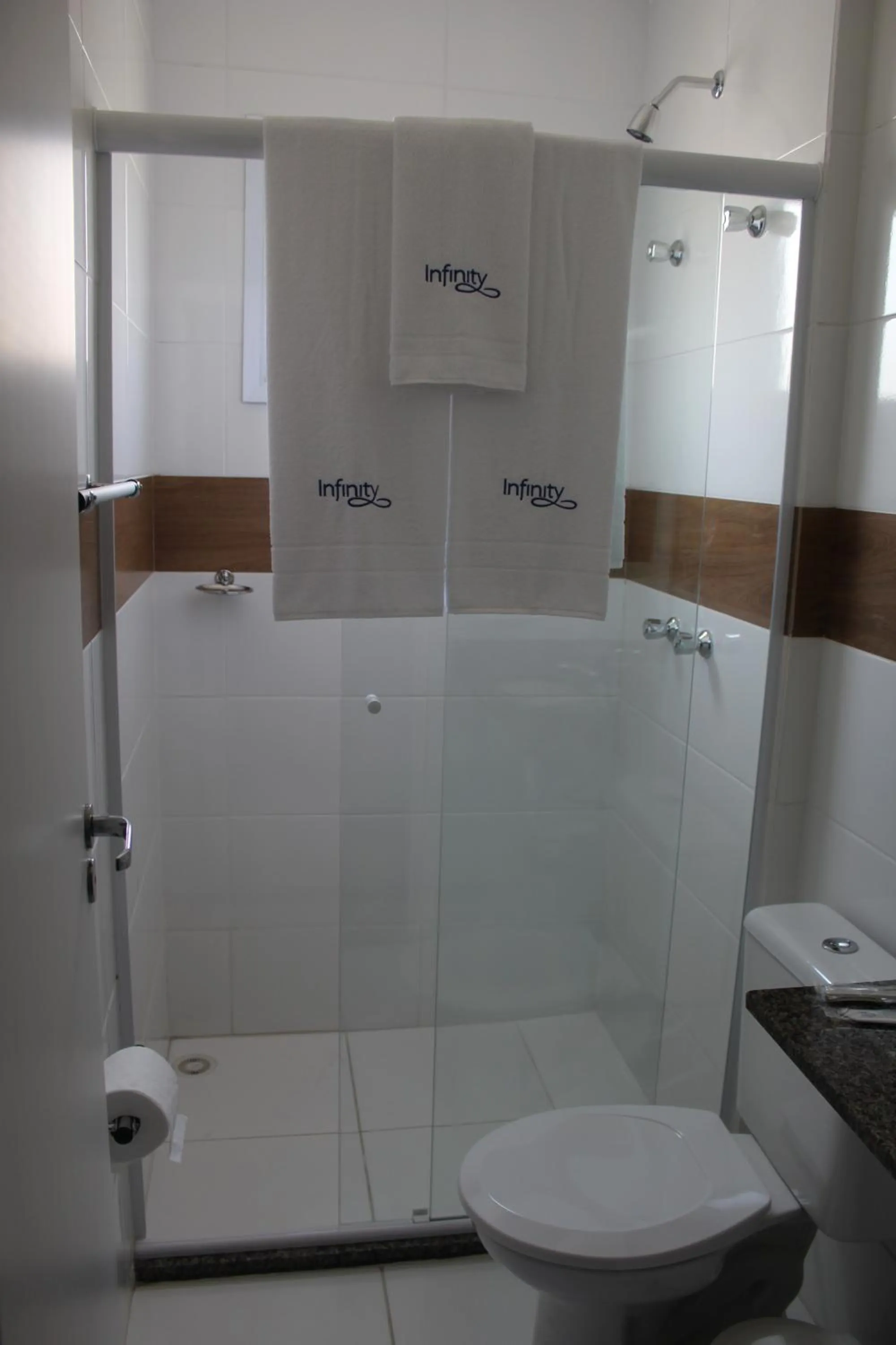 Shower in Hotel Infinity