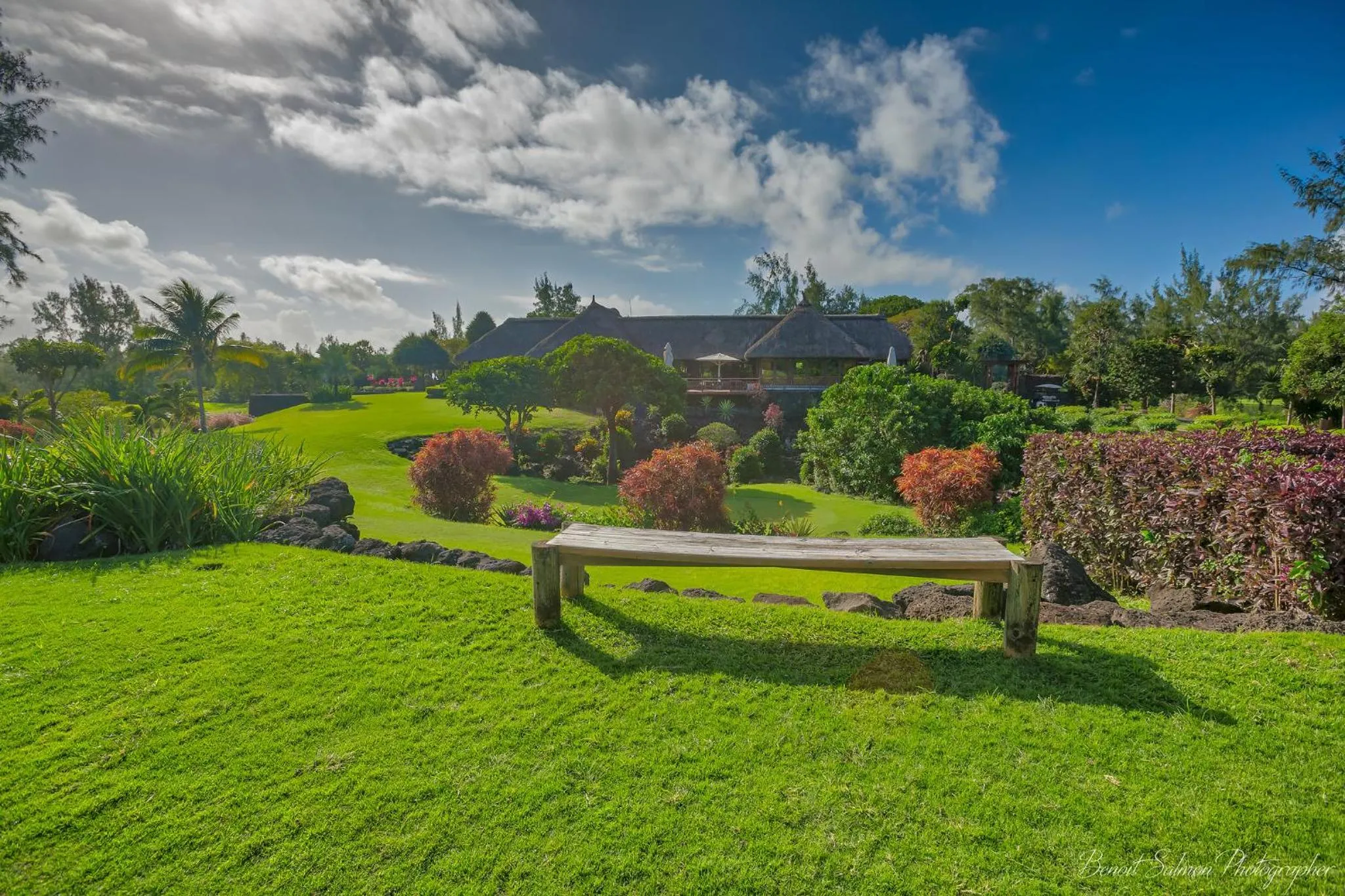Garden in Bubble Lodge Ile aux Cerfs Island