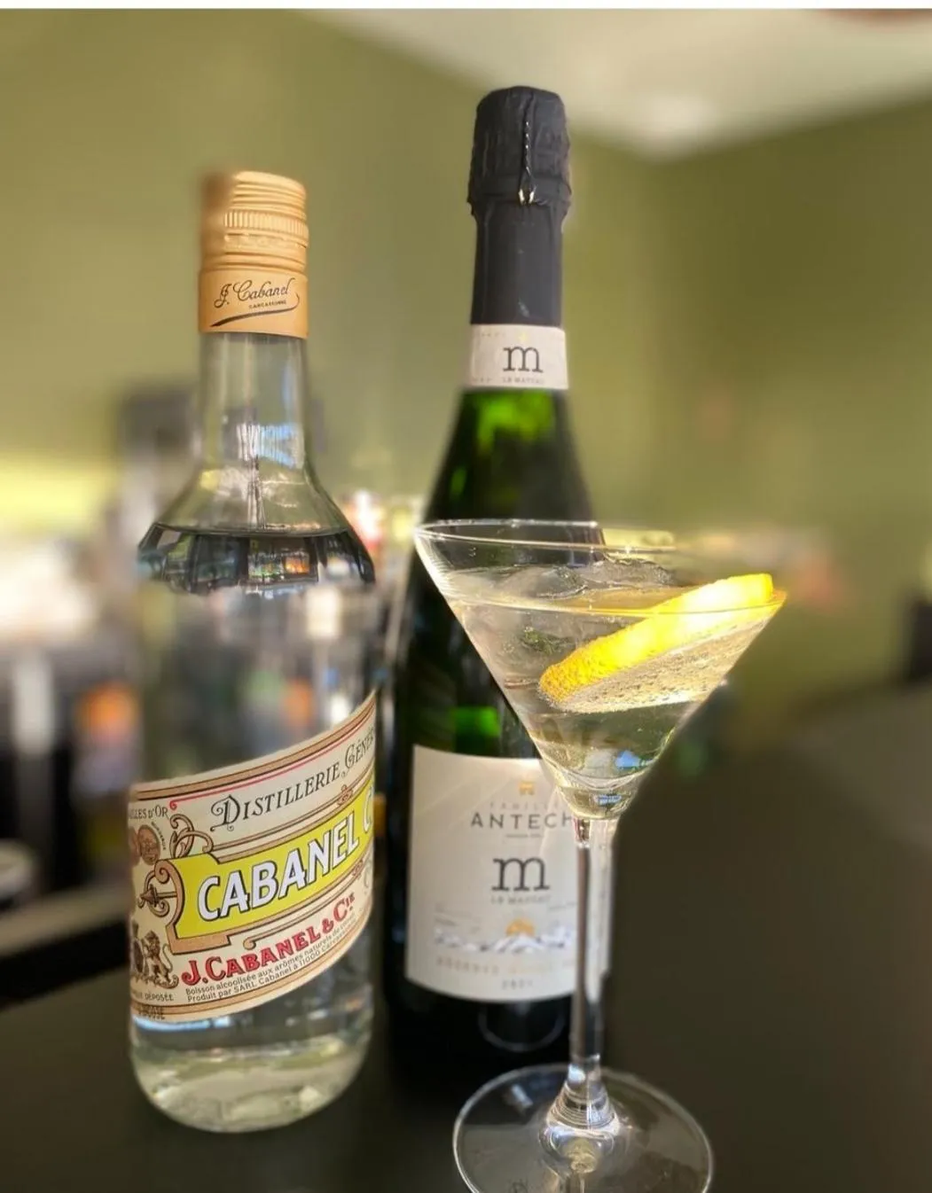 Restaurant/places to eat in Hôtel Pont Rouge , Carcassonne