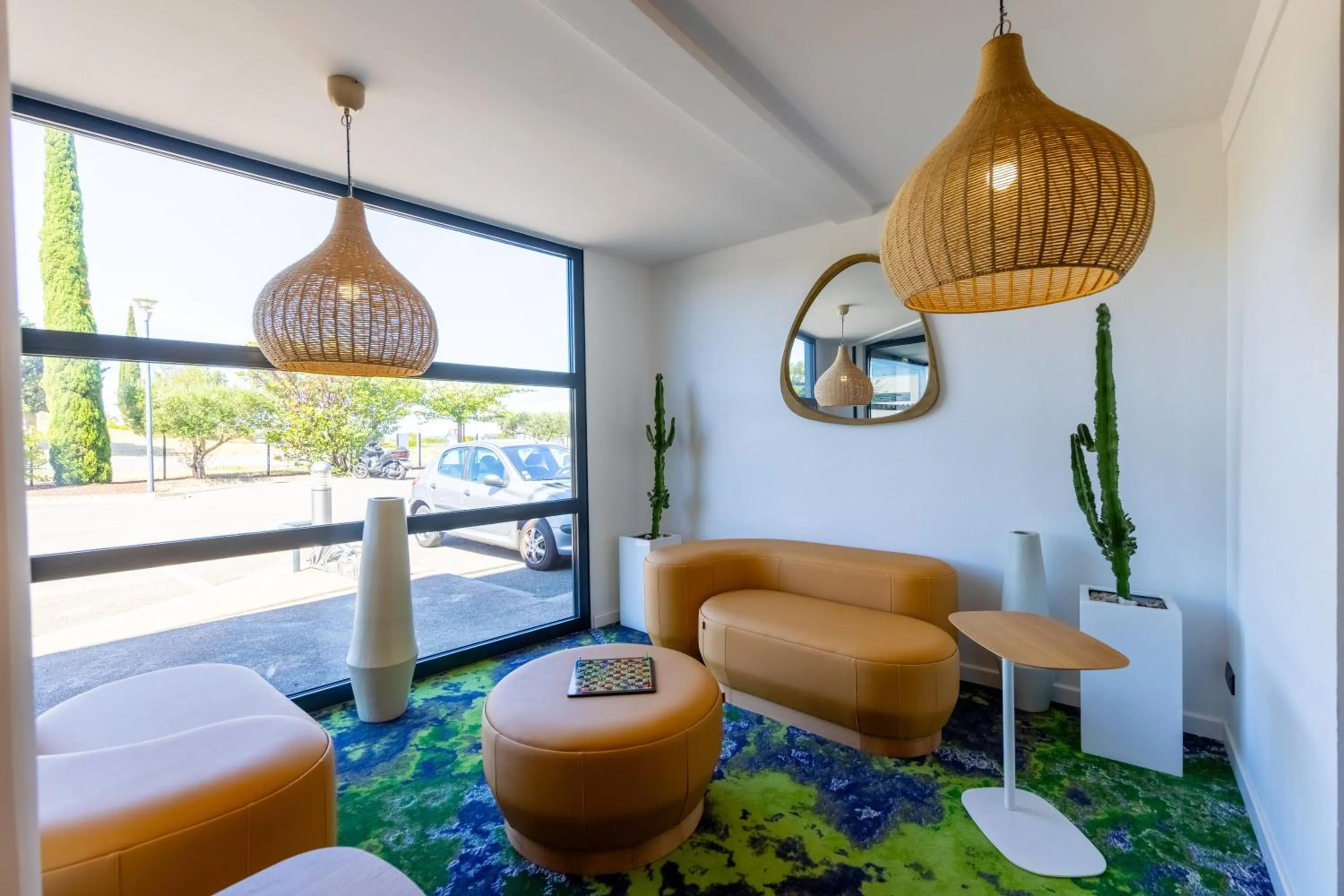 Living room in Hôtel Pont Rouge , Carcassonne