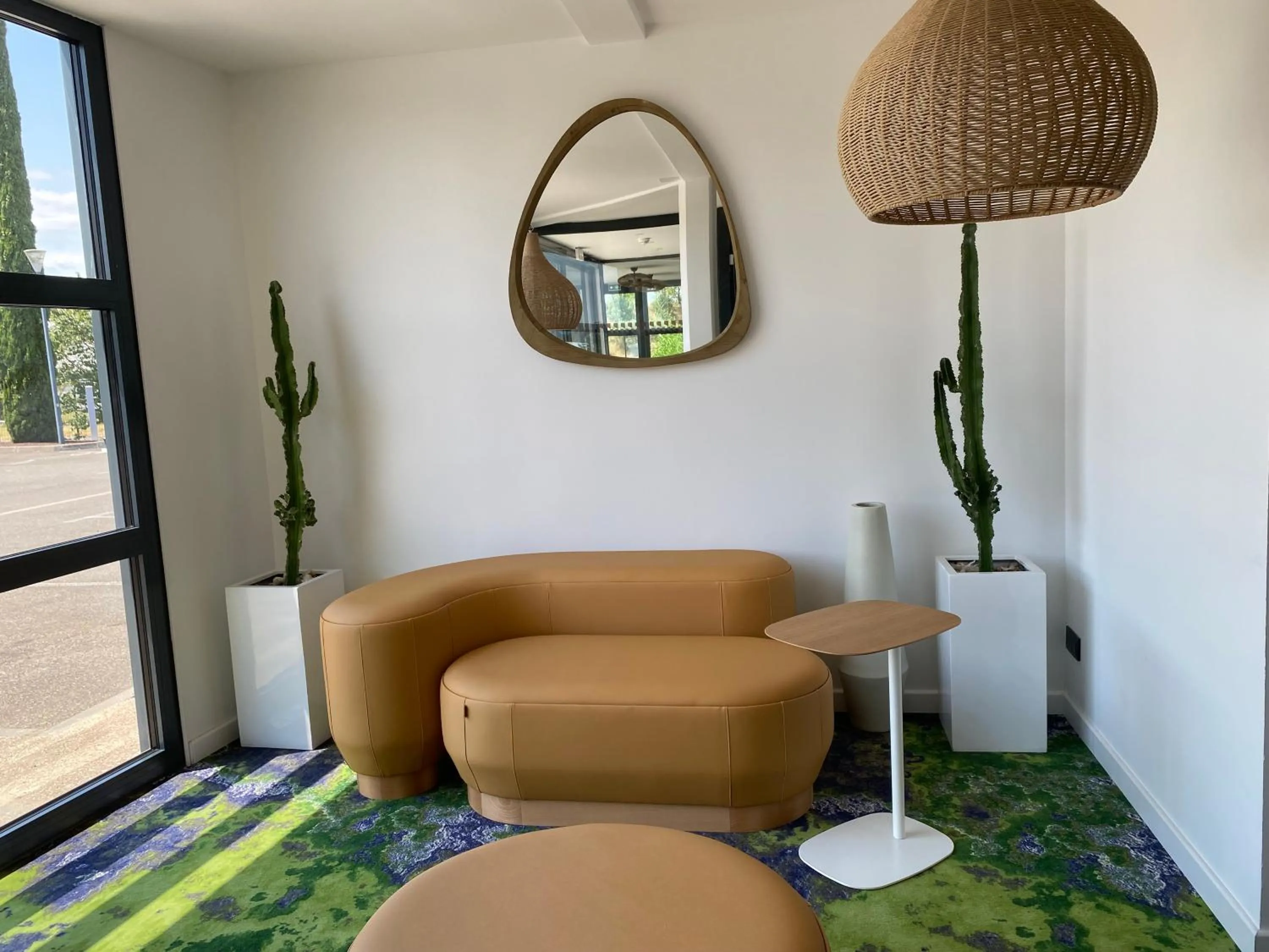 Lounge or bar in Hôtel Pont Rouge , Carcassonne