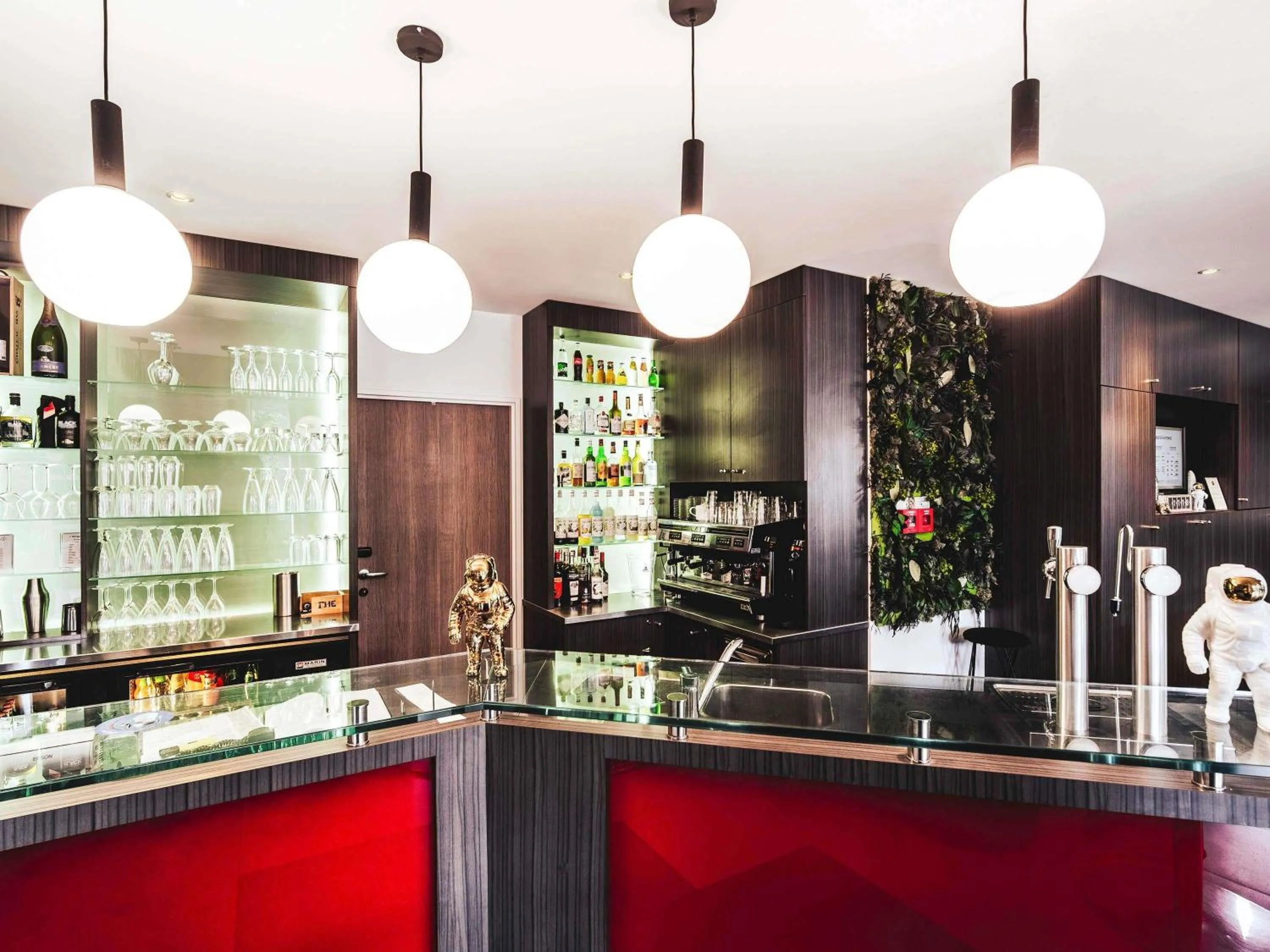 Lounge or bar in ibis Styles Toulouse Cite Espace