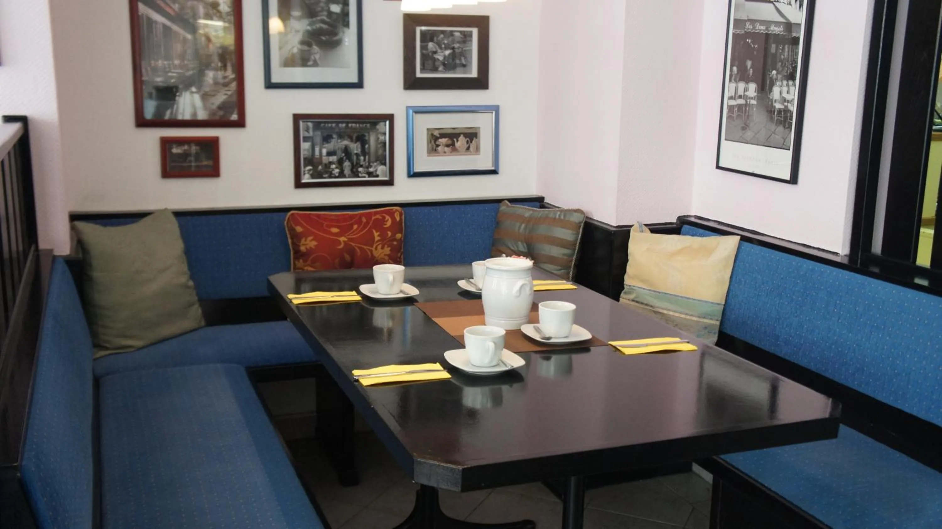 Restaurant/places to eat in Hotel Jägerhof