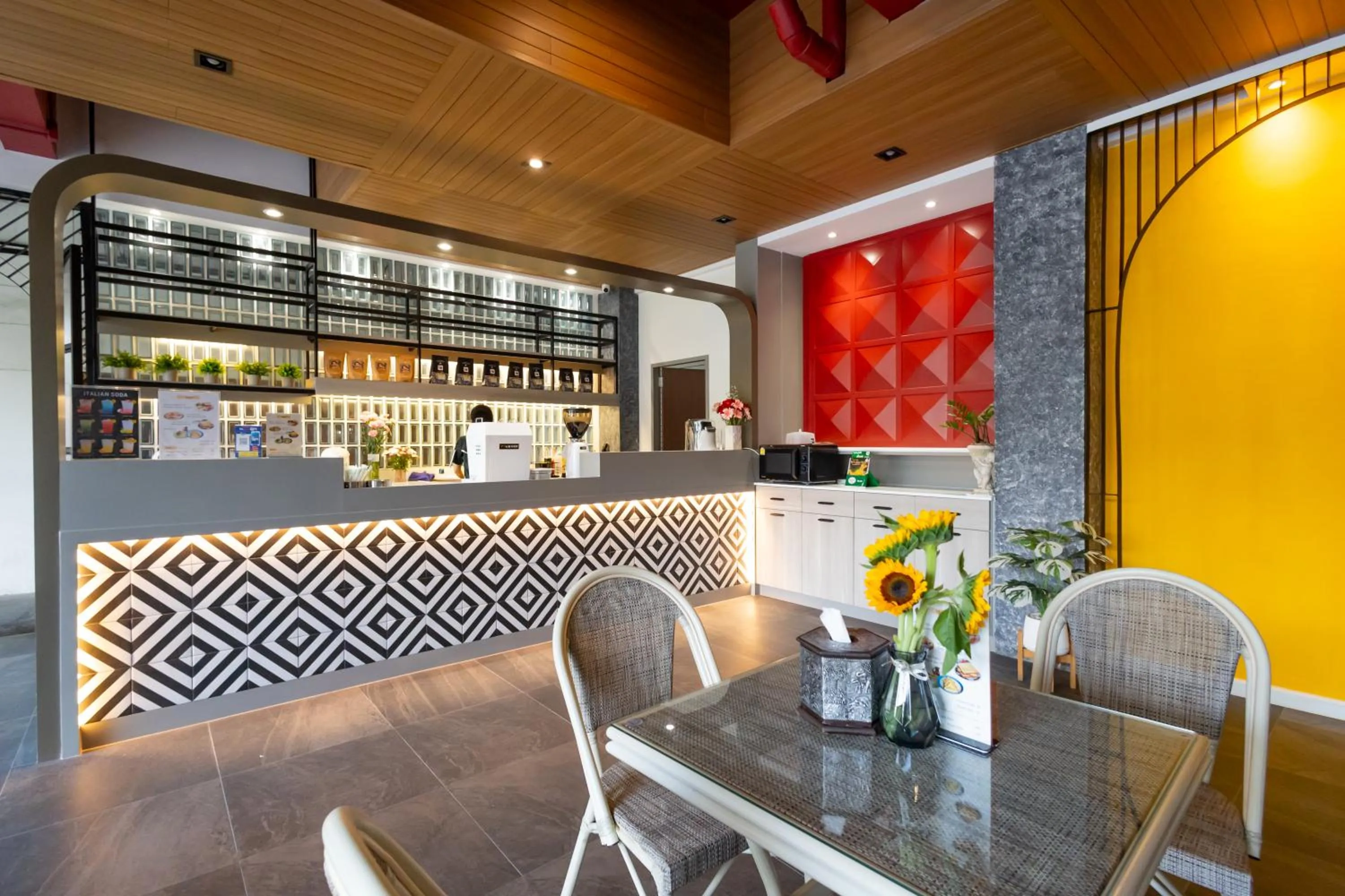 Restaurant/places to eat in Penpark Place