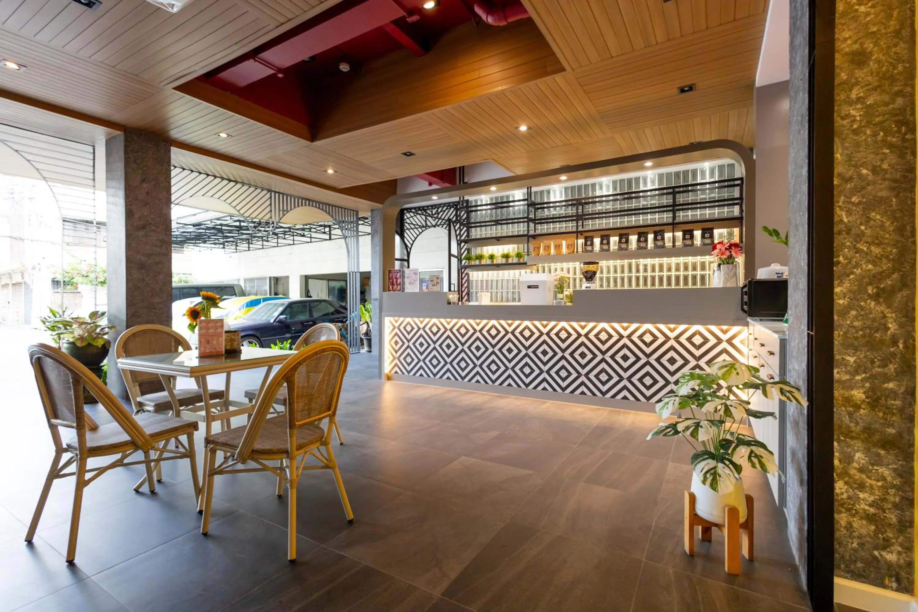 Restaurant/places to eat in Penpark Place