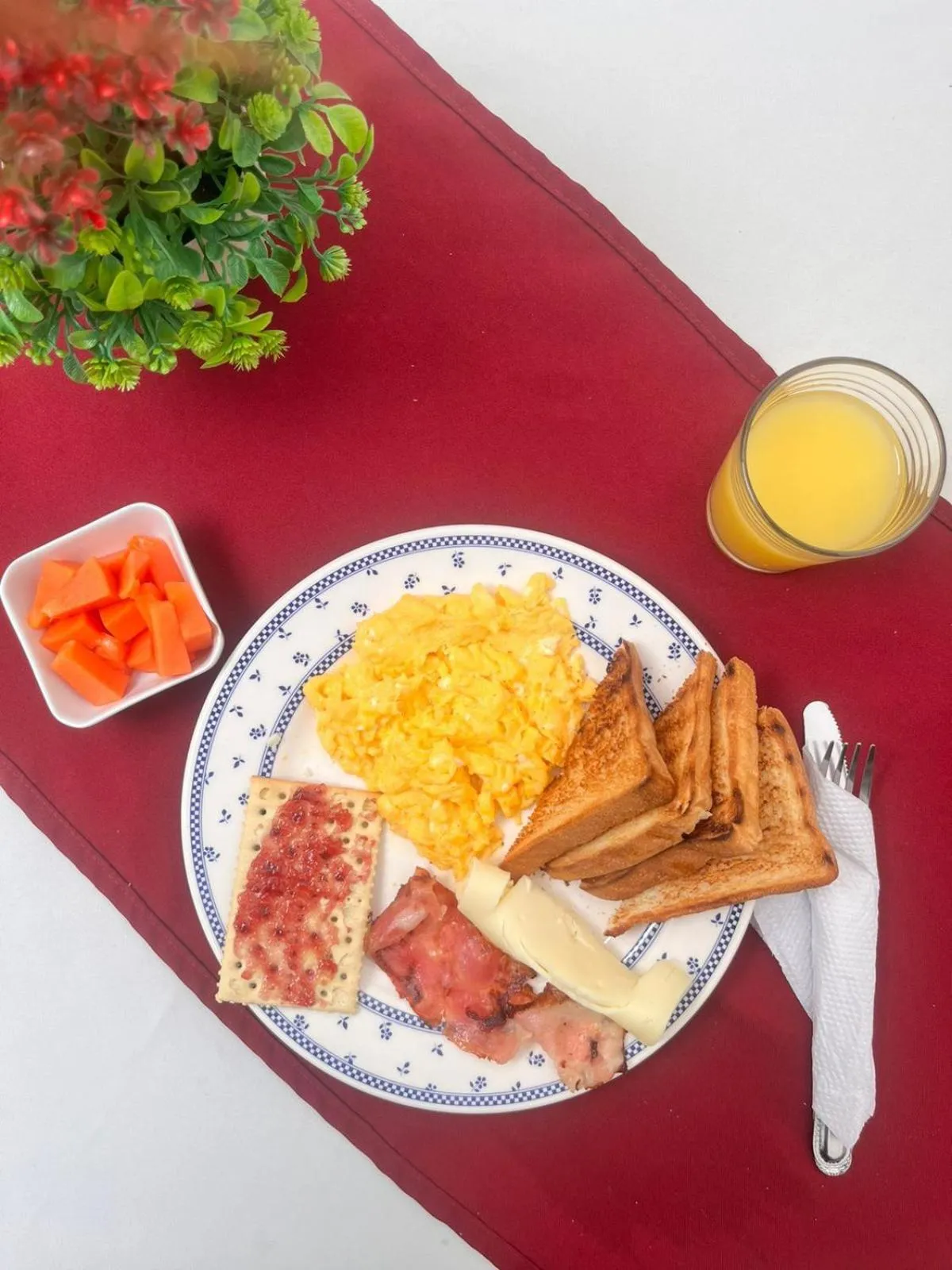 Breakfast in Hotel Gran Imperio