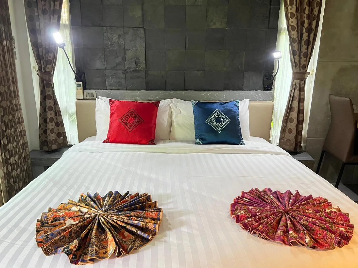 Bed in Bangtao Beach Chalet Resort