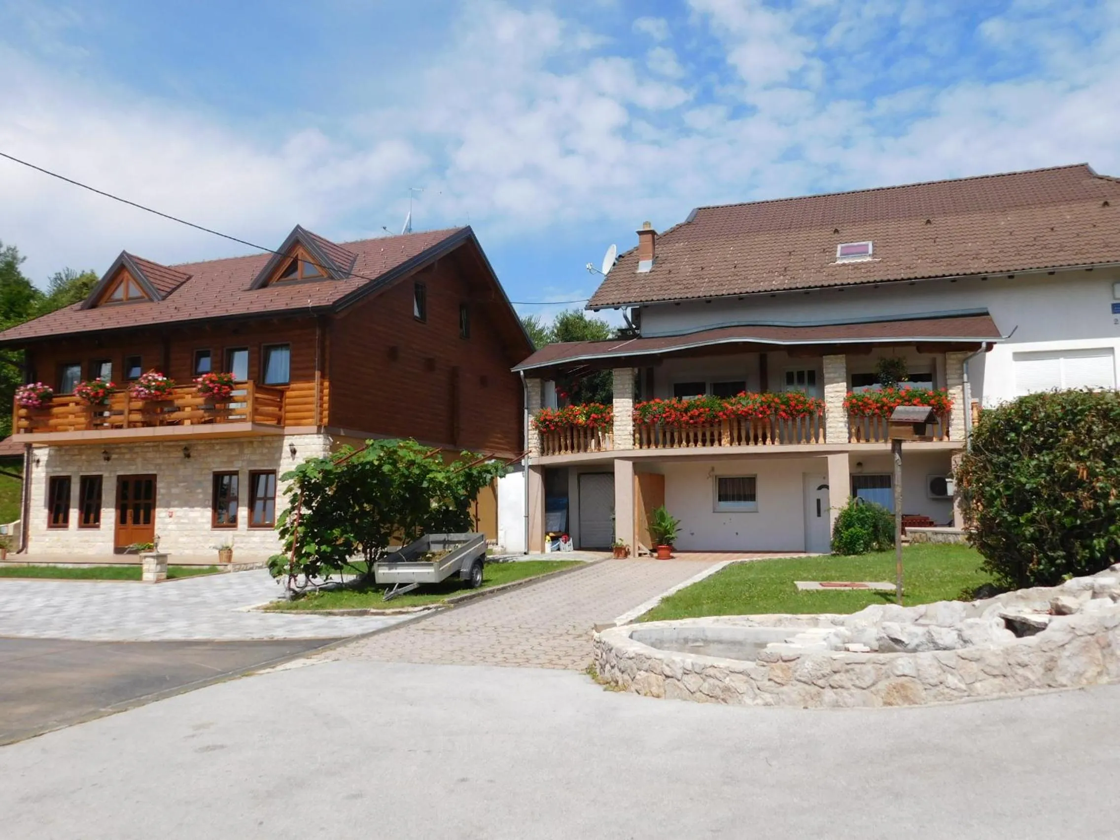 Property building in Guesthouse Sara