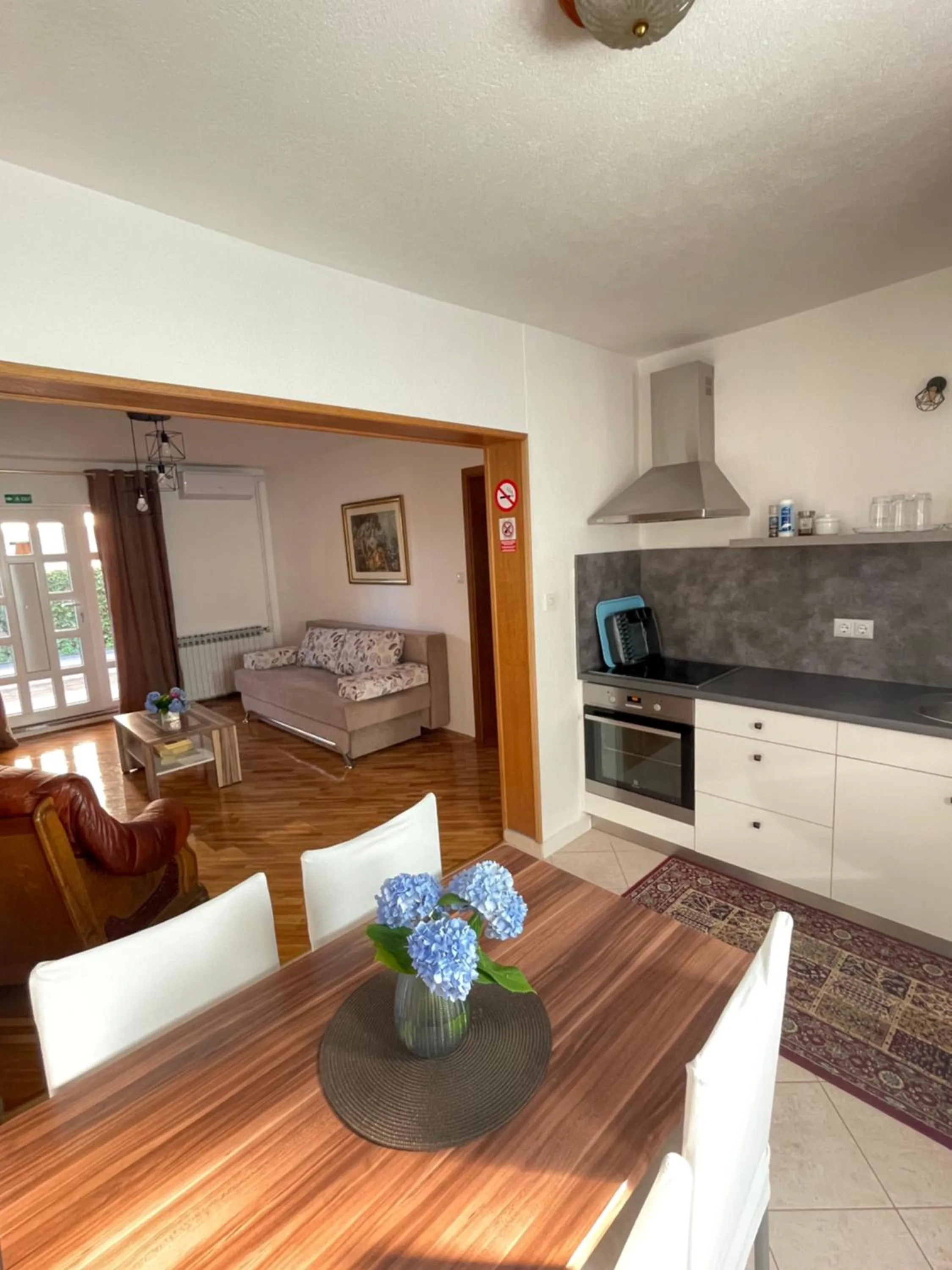 Kitchen or kitchenette in House Magdic Plitvice