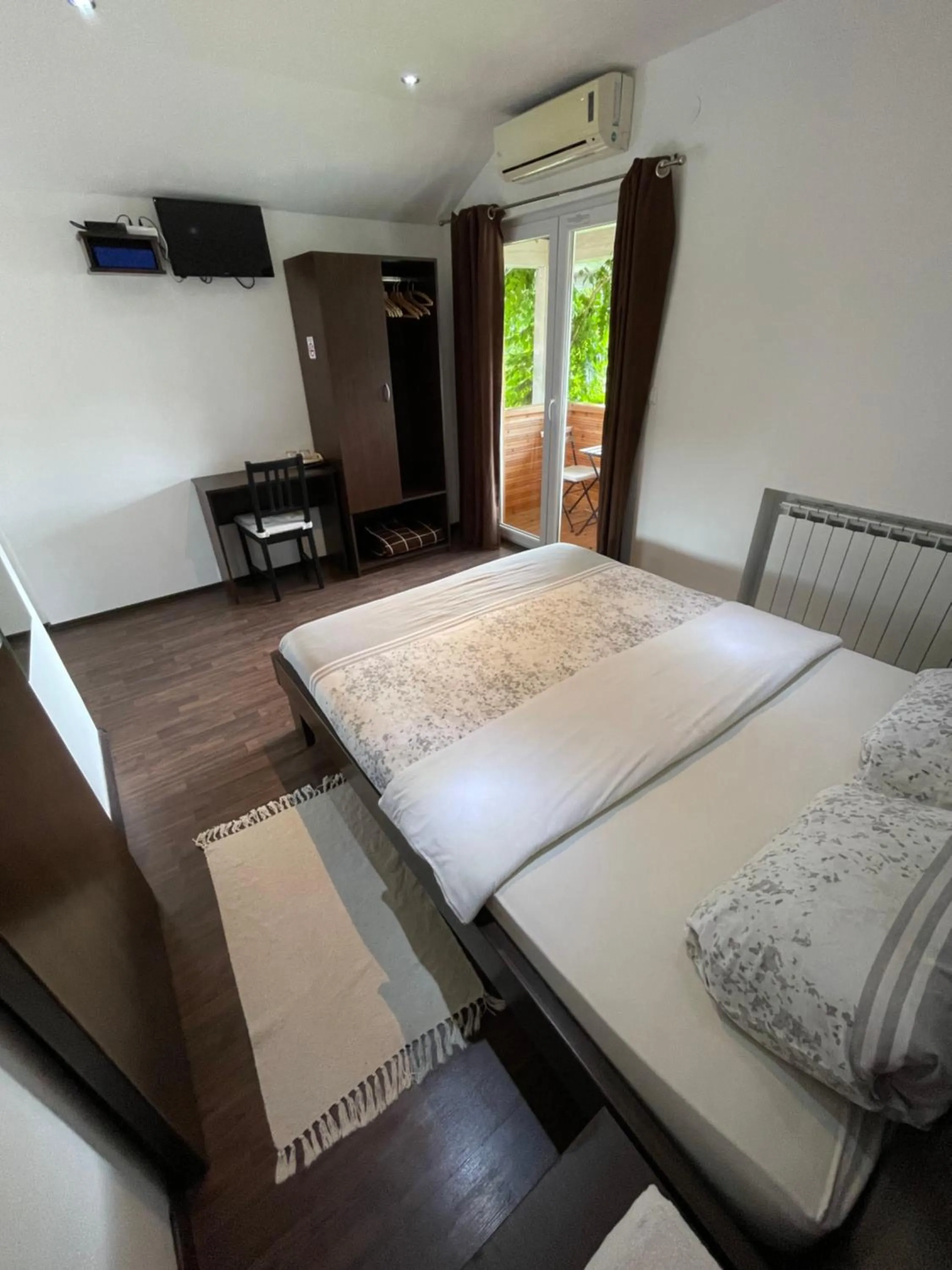 TV and multimedia, Bed in House Magdic Plitvice