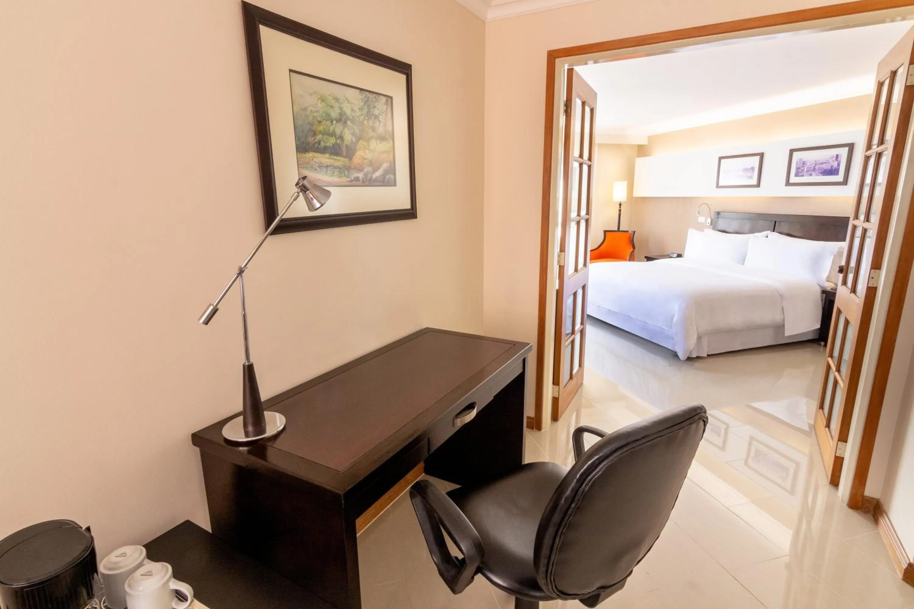 Bedroom, Bed in Sonesta Hotel Cali