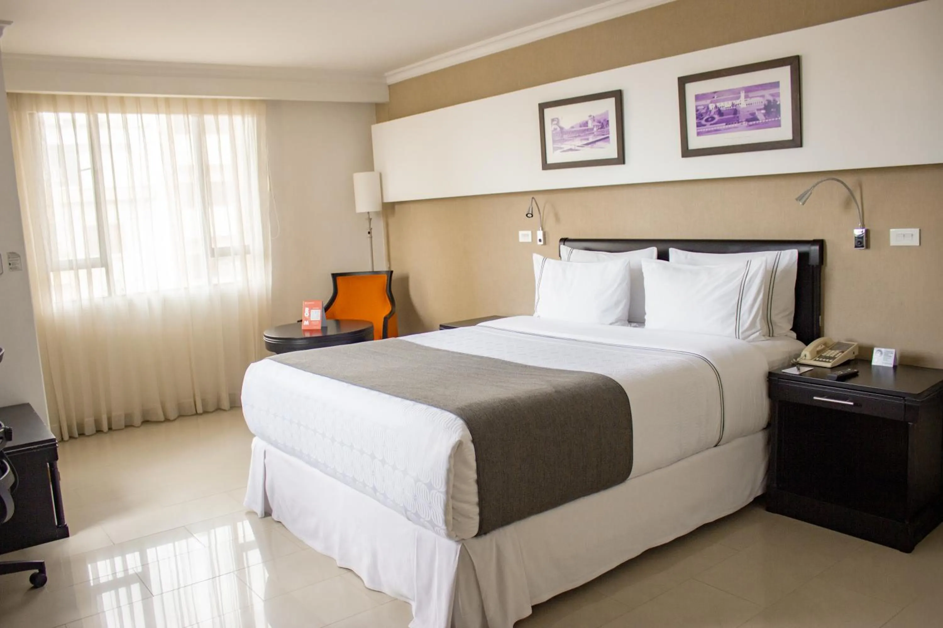 Bed in Sonesta Hotel Cali