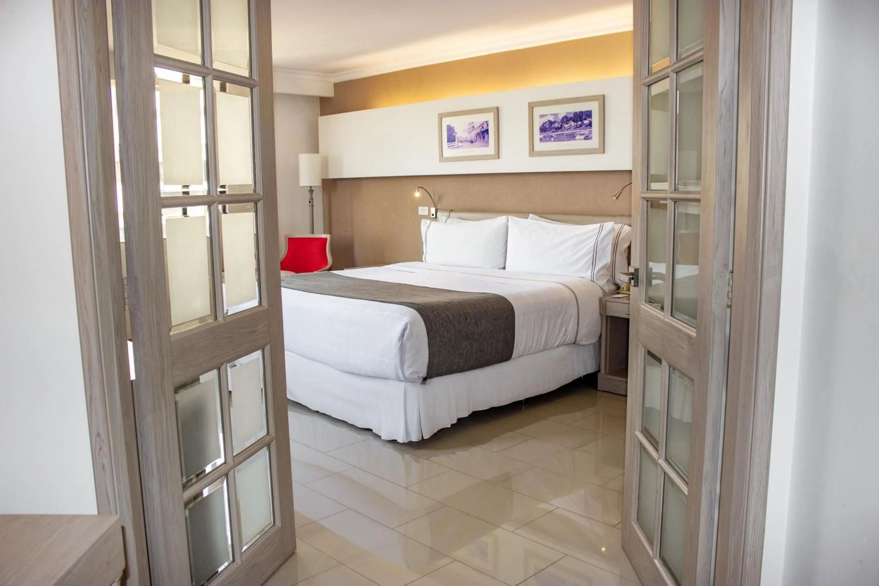 Bedroom, Bed in Sonesta Hotel Cali