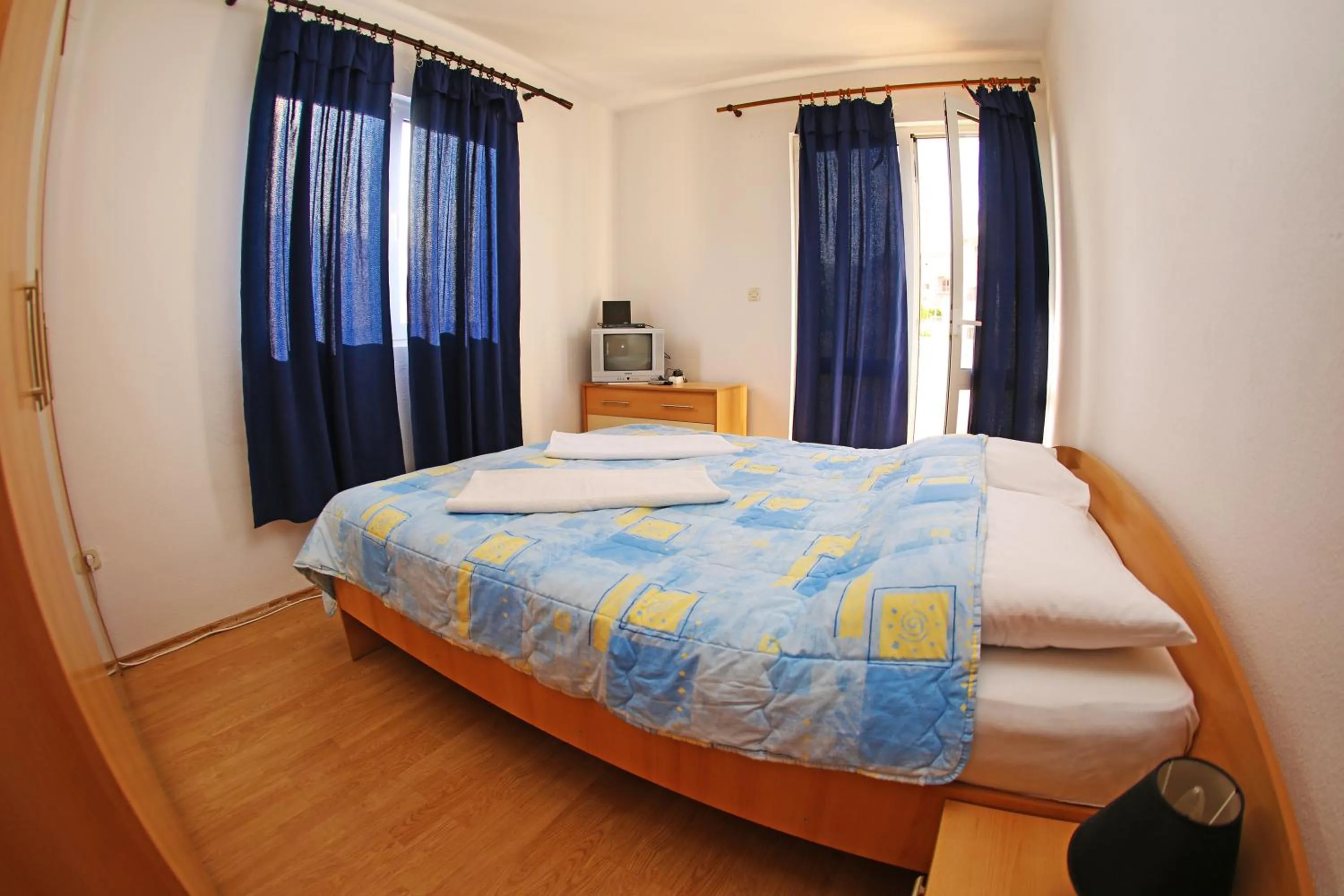 Bed in Apartments and Rooms Zvjezdana