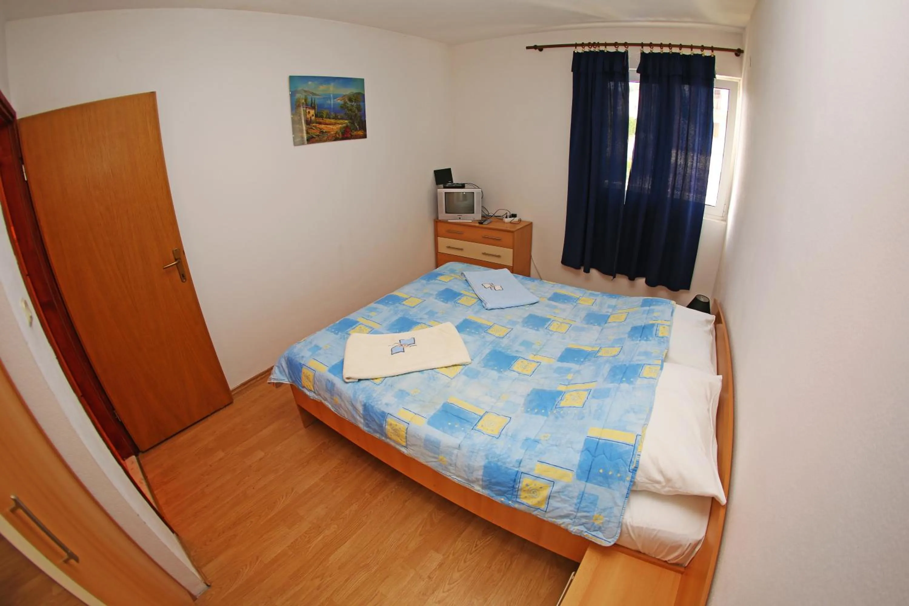 Bedroom, Bed in Apartments and Rooms Zvjezdana