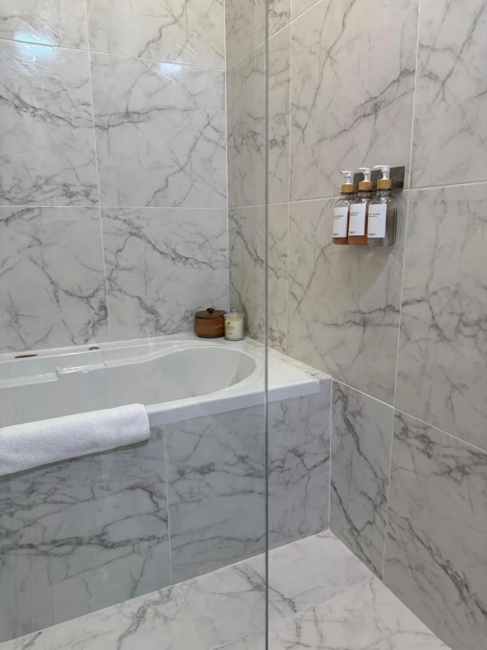 Bathroom in Now Hotel Cali