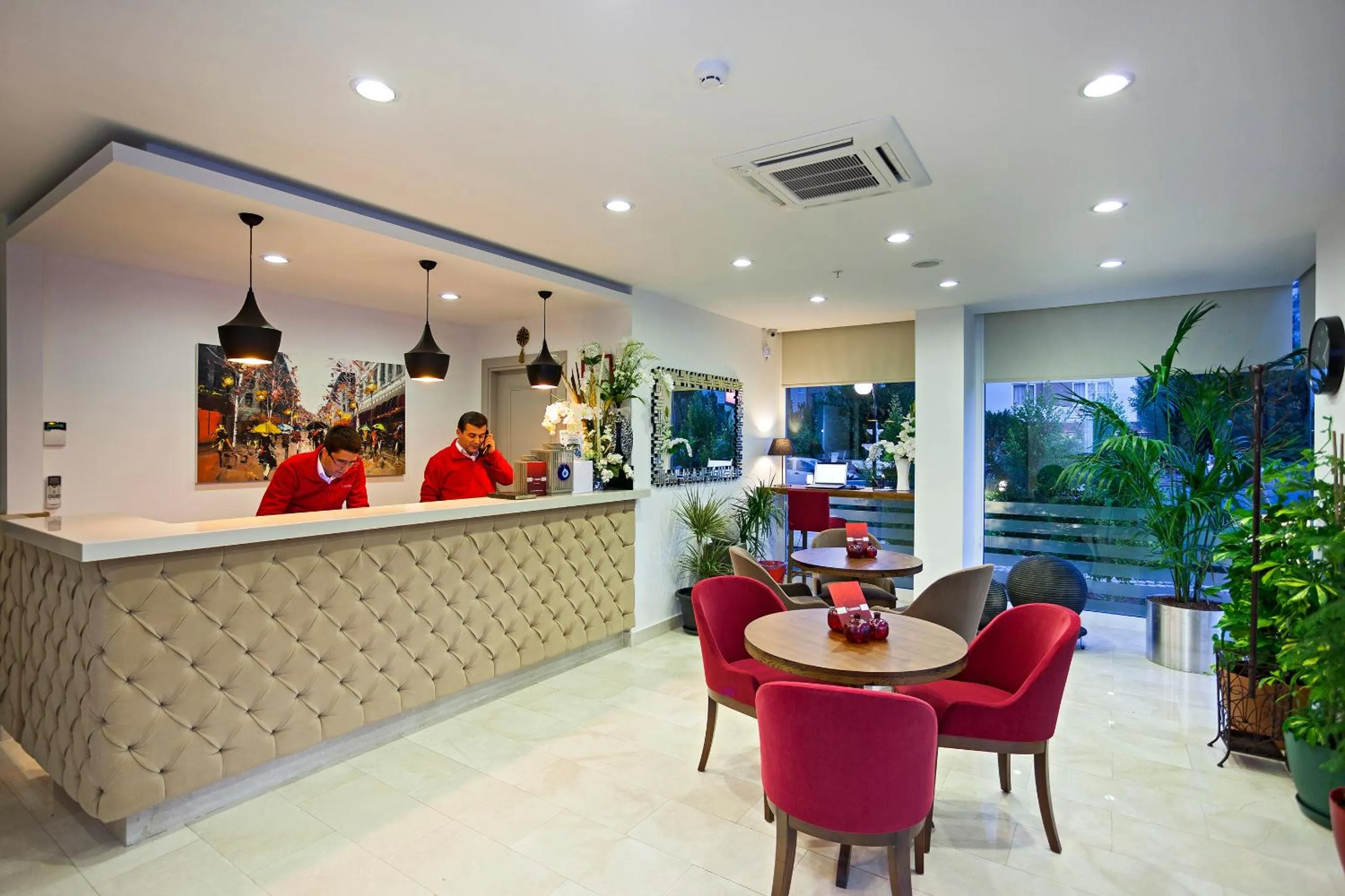 The Room Hotel & Apartments