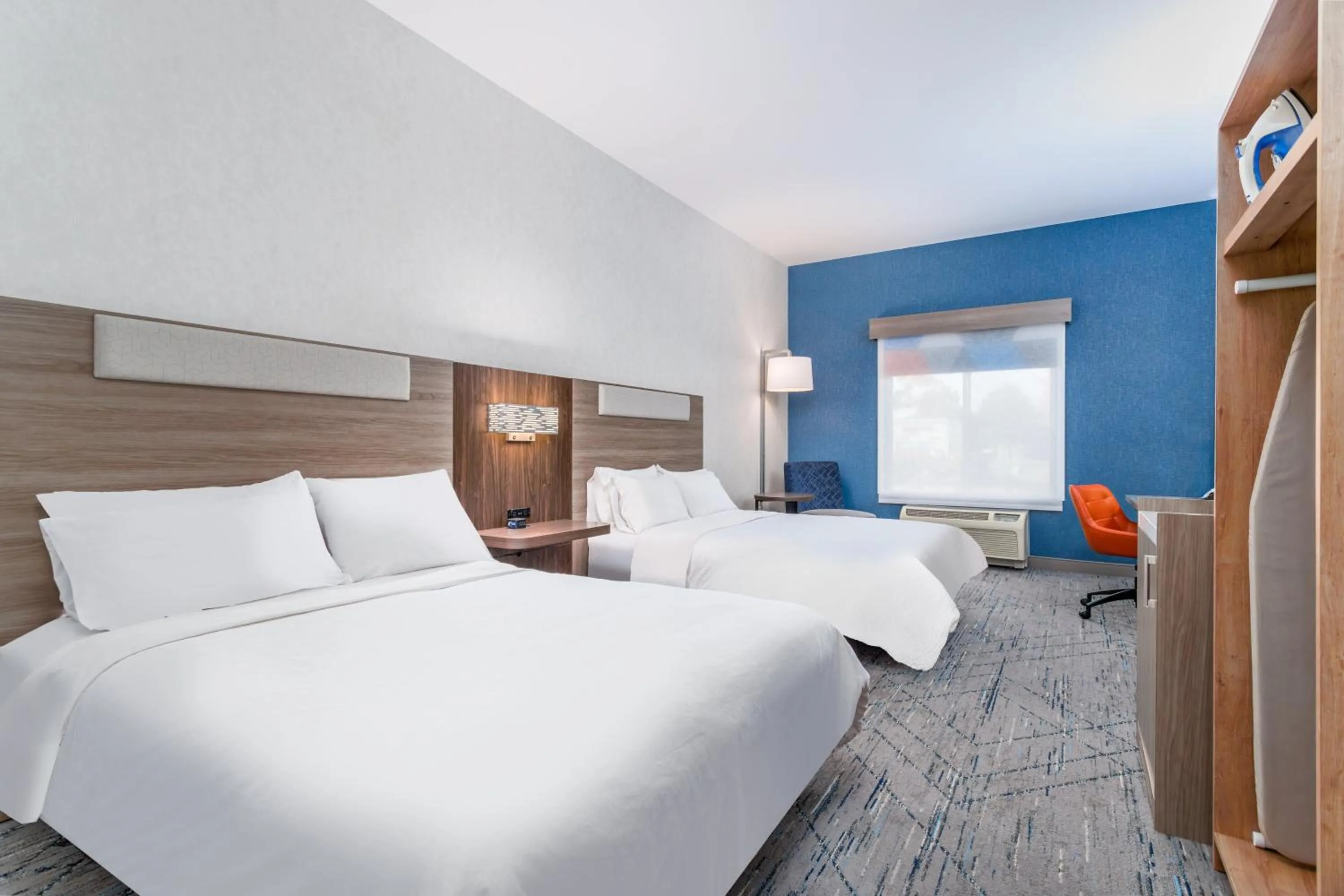 Photo of the whole room, Bed in Holiday Inn Express Hotel Twin Falls by IHG