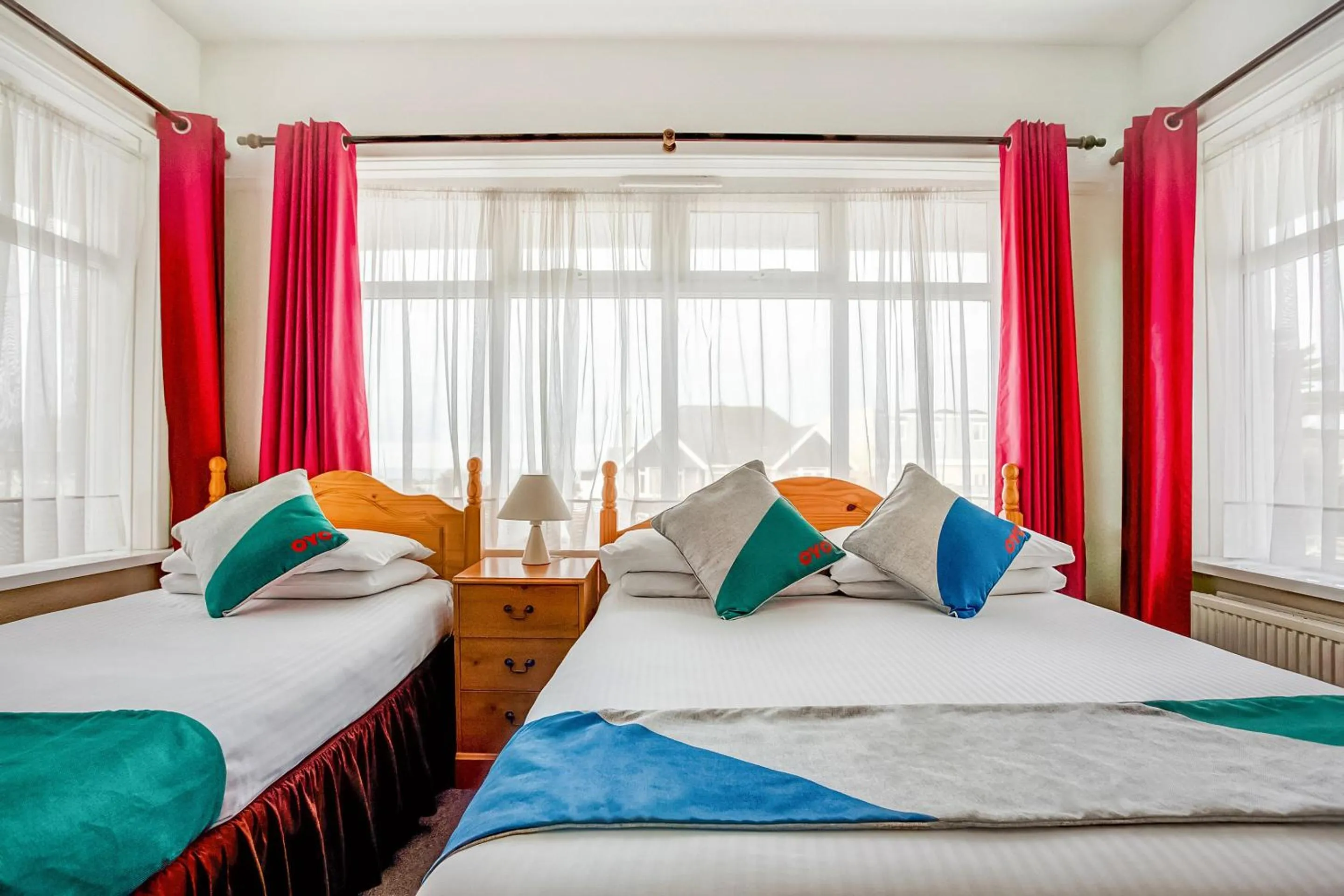 Bedroom in OYO Godolphin Arms Hotel