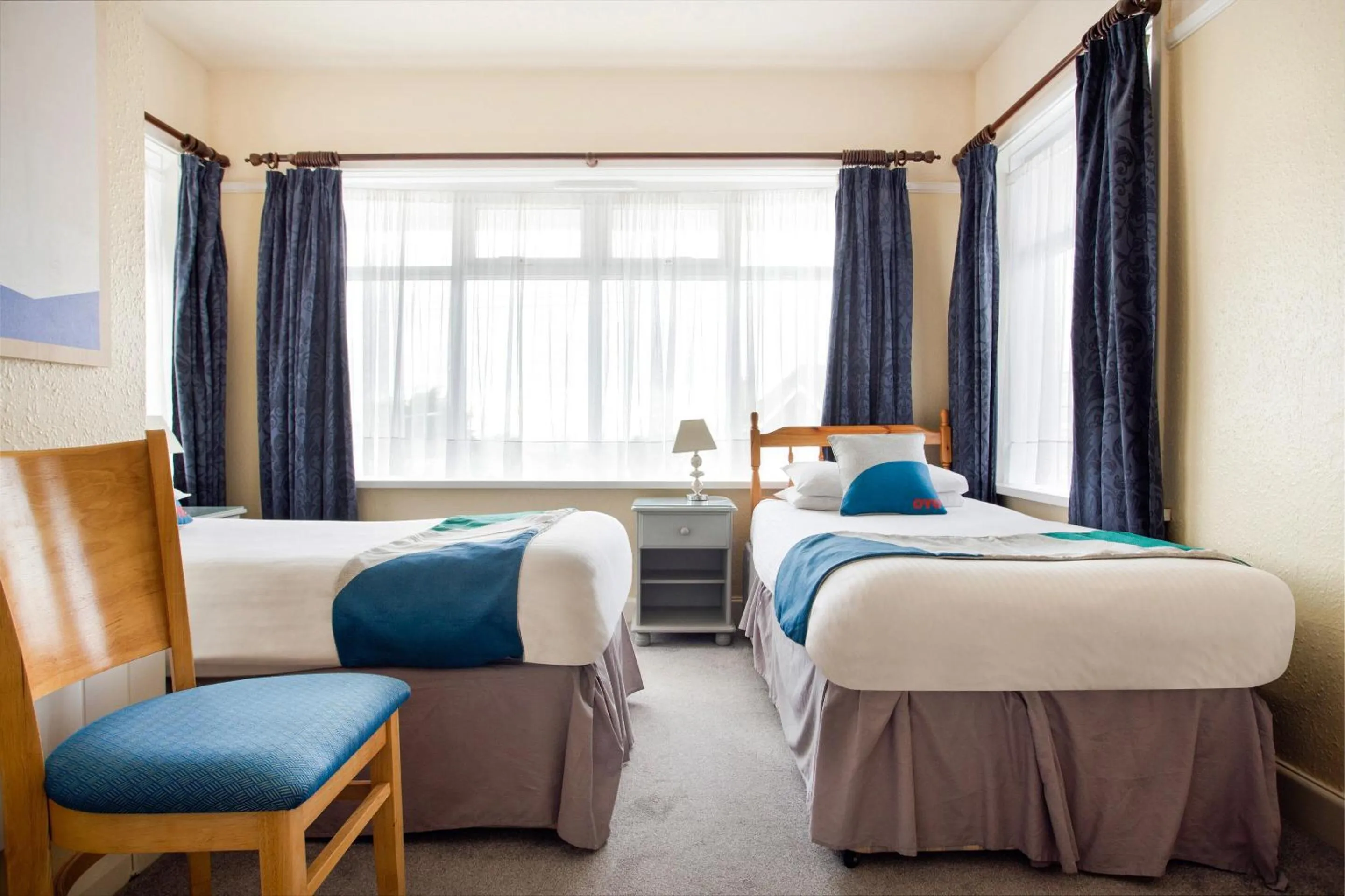 Bedroom in OYO Godolphin Arms Hotel