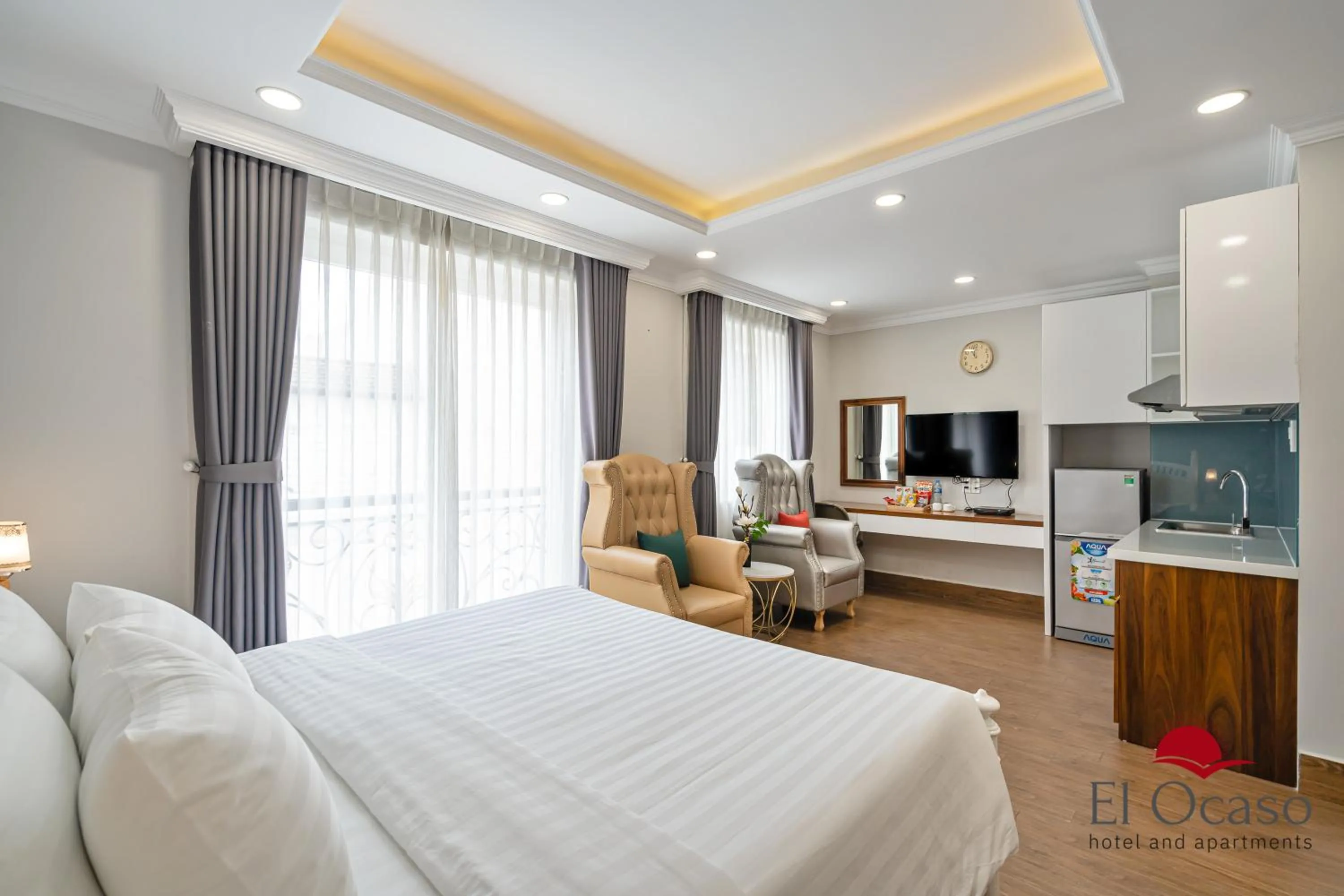 TV and multimedia, Bed in El Ocaso Hotel and Apartments