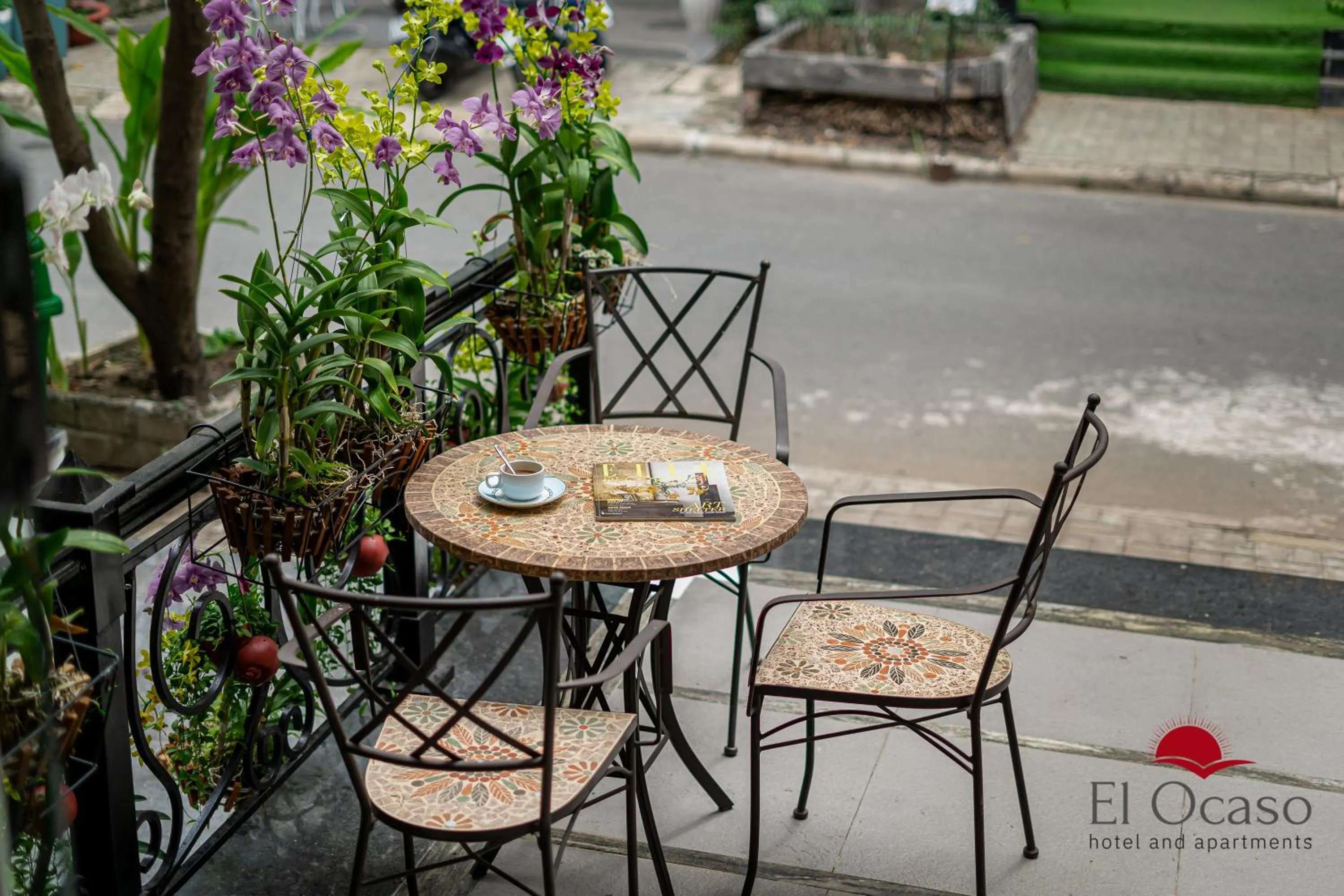 Property building in El Ocaso Hotel and Apartments