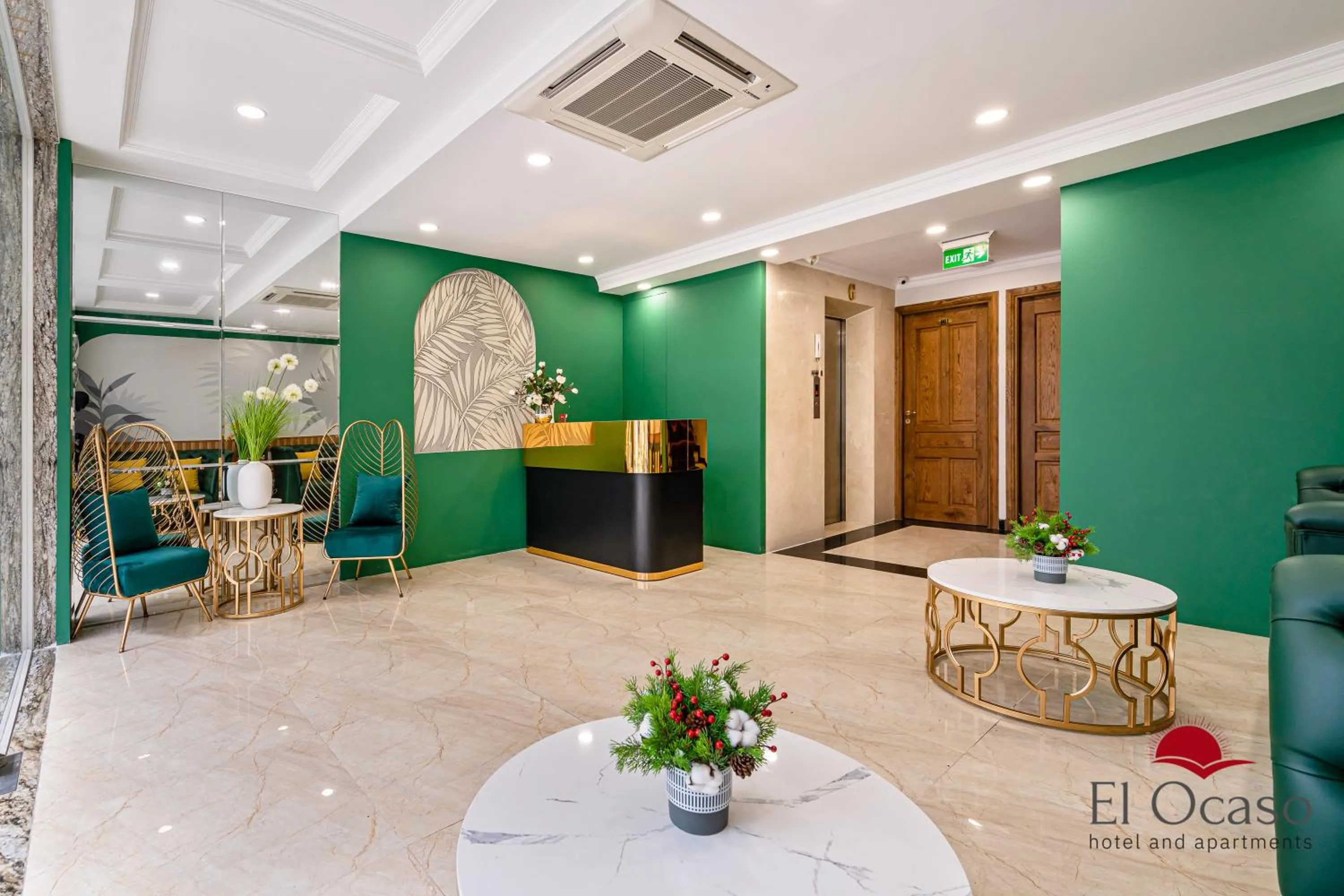 Lobby or reception in El Ocaso Hotel and Apartments