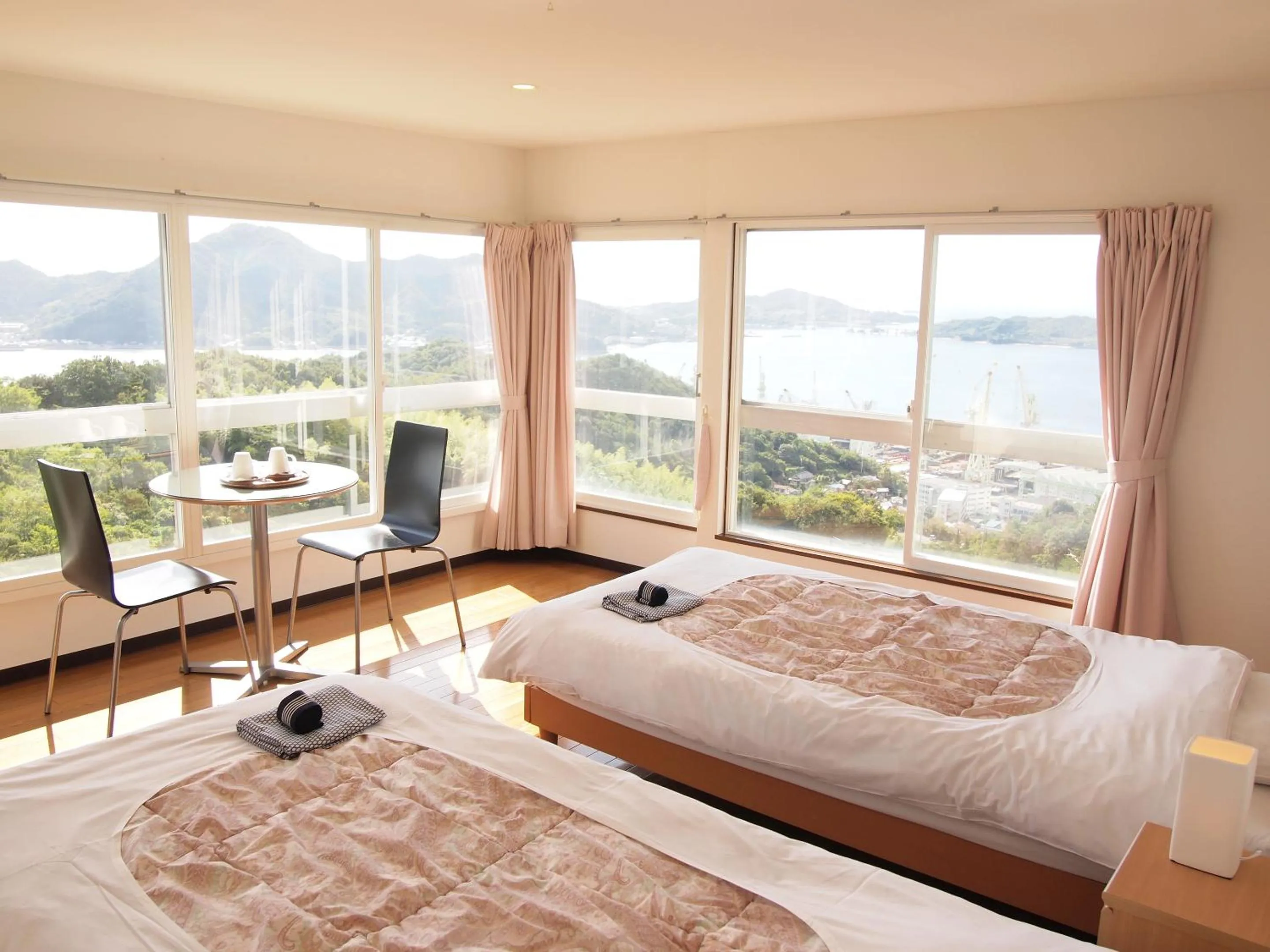 Photo of the whole room, Bed in Hotel Innoshima