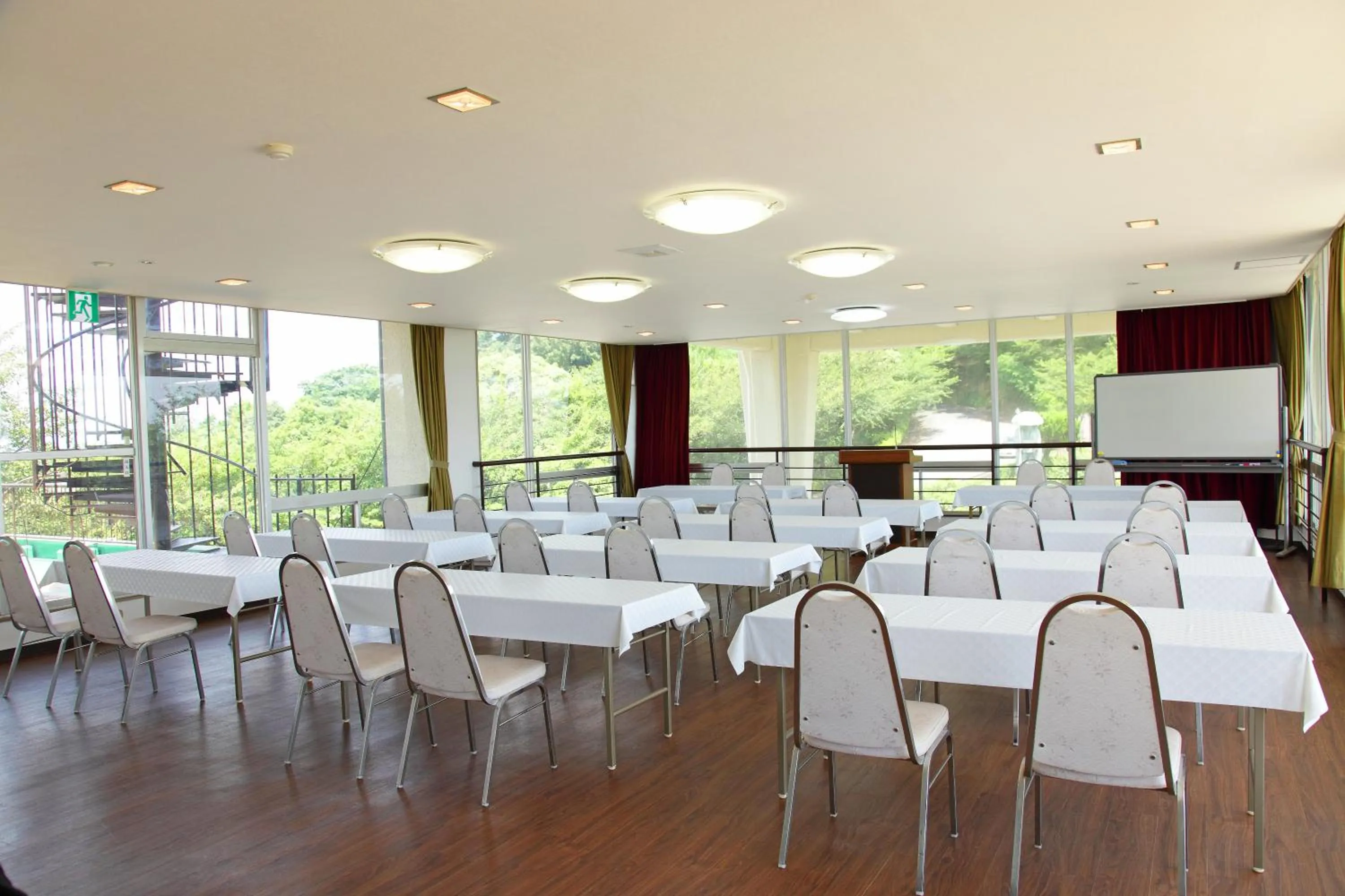 Area and facilities in Hotel Innoshima