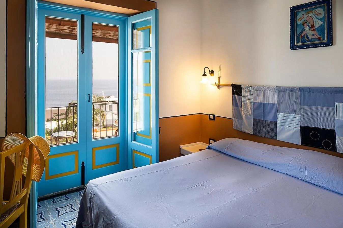 Bed in Hotel Mamma Santina